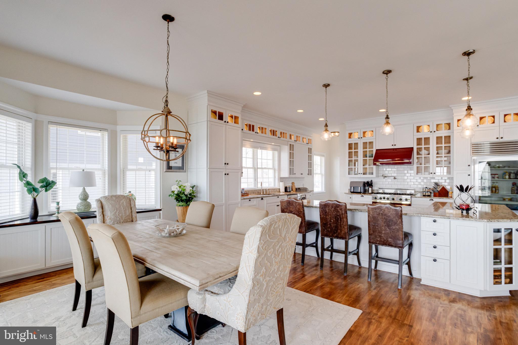 ROCKAWAY BEACH - Residential