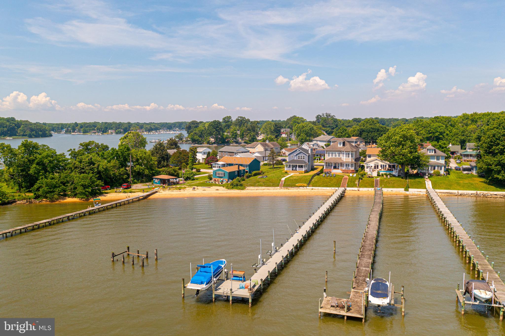 ROCKAWAY BEACH - Residential