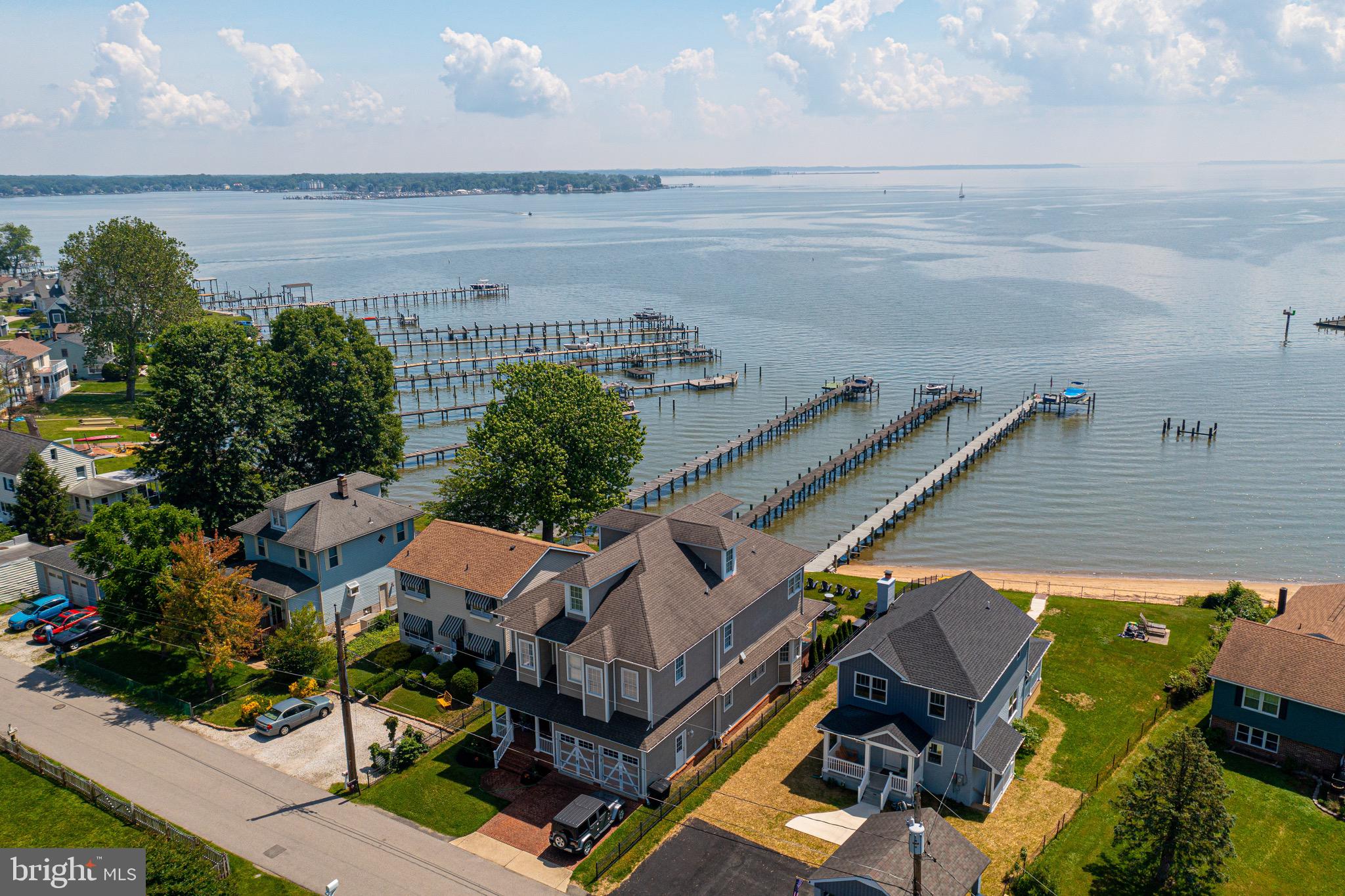 ROCKAWAY BEACH - Residential