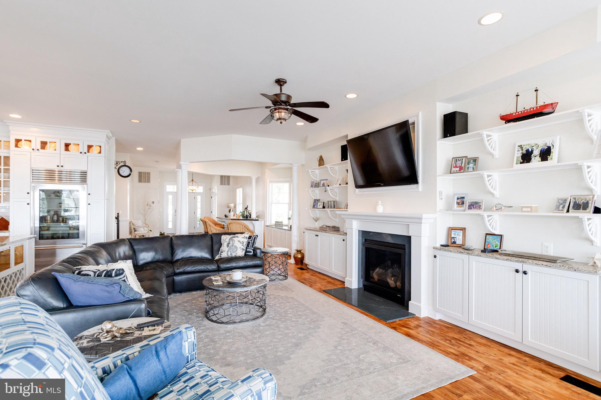 ROCKAWAY BEACH - Residential
