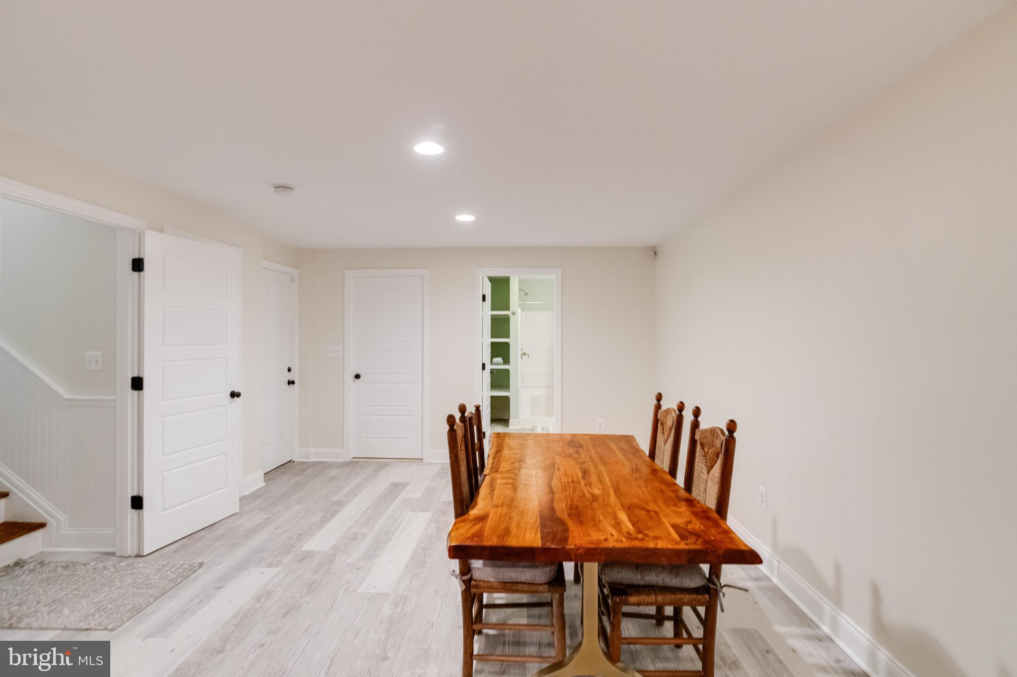 ROCKAWAY BEACH - Residential