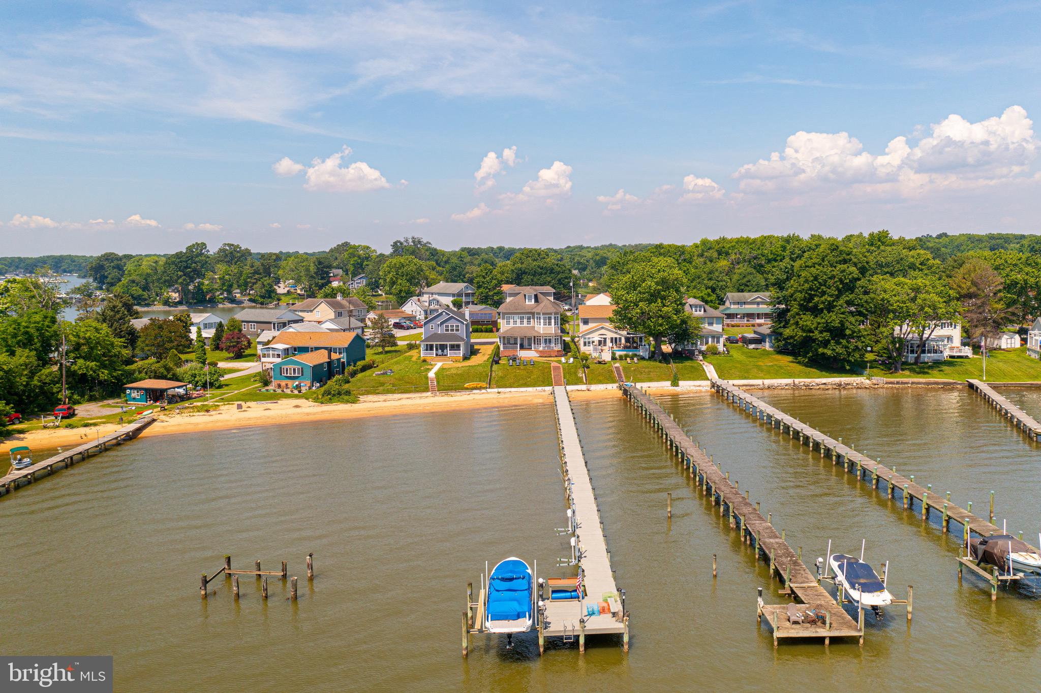 ROCKAWAY BEACH - Residential