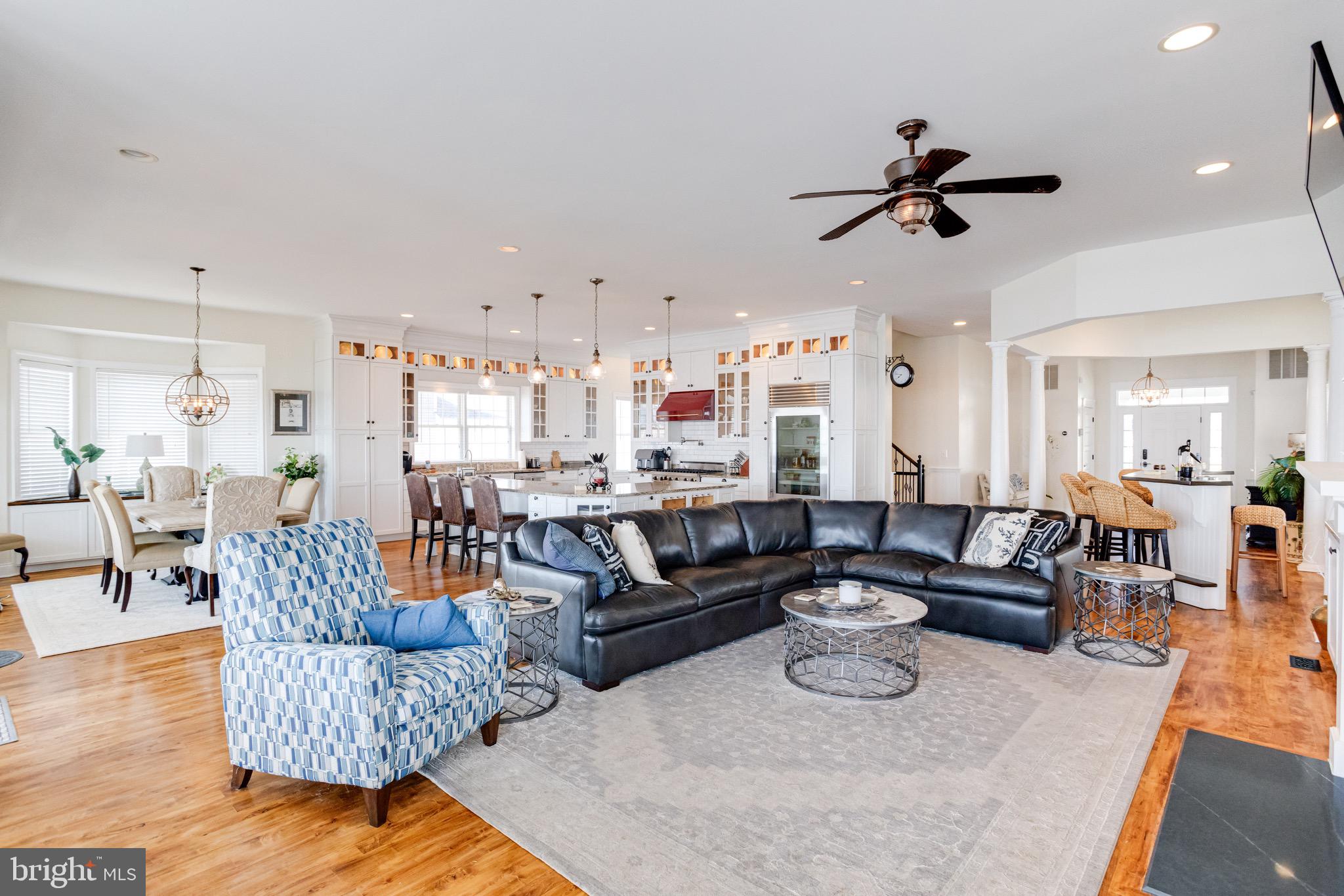 ROCKAWAY BEACH - Residential