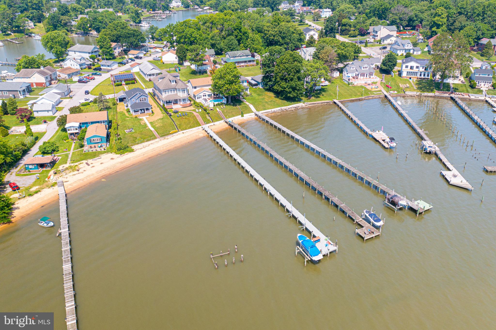 ROCKAWAY BEACH - Residential