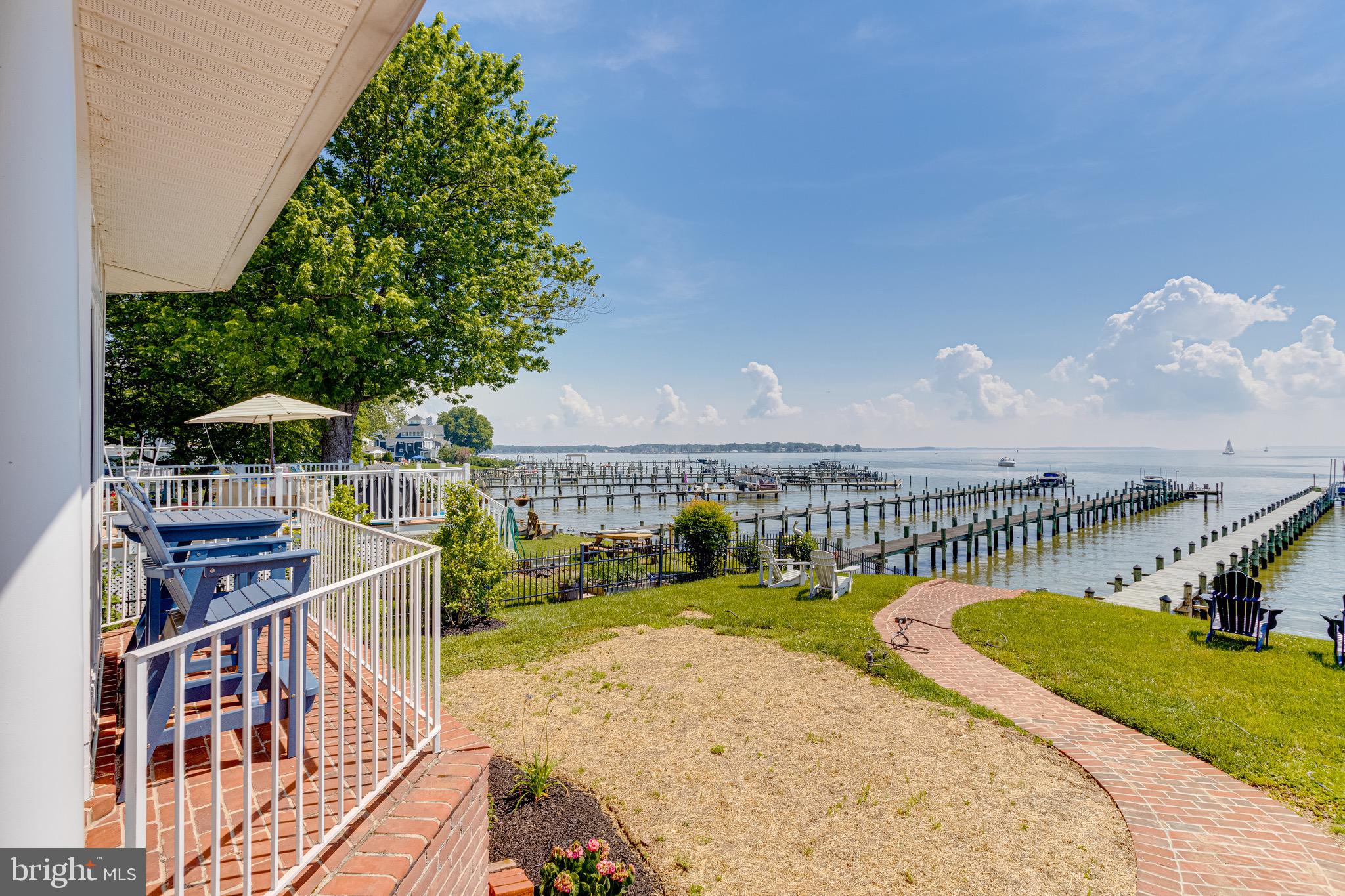 ROCKAWAY BEACH - Residential