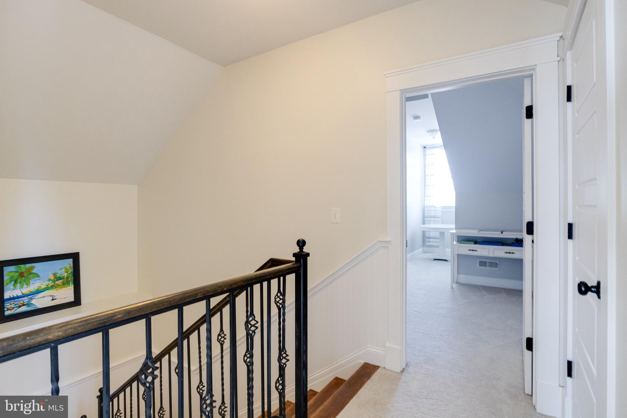 ROCKAWAY BEACH - Residential