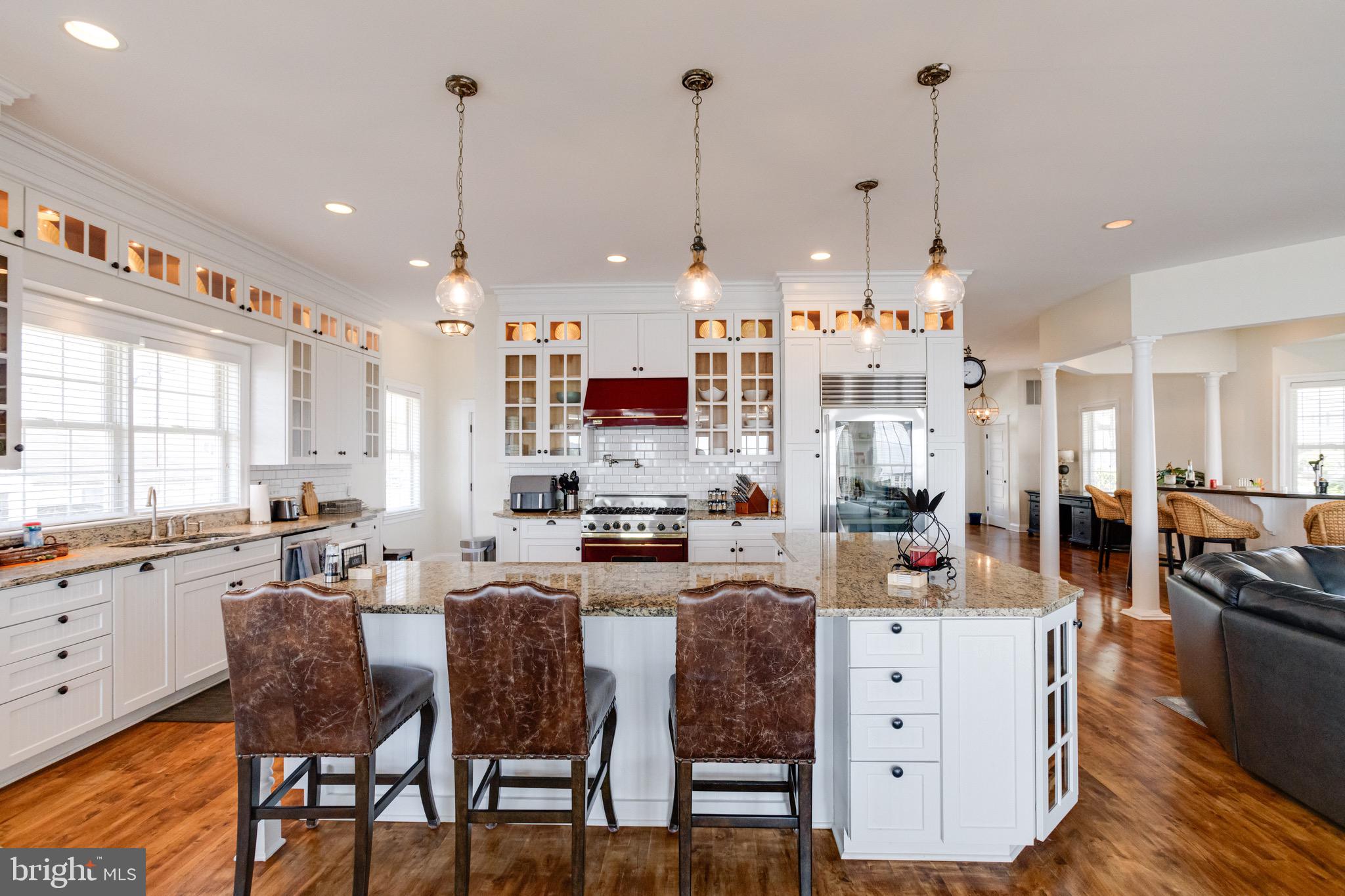 ROCKAWAY BEACH - Residential