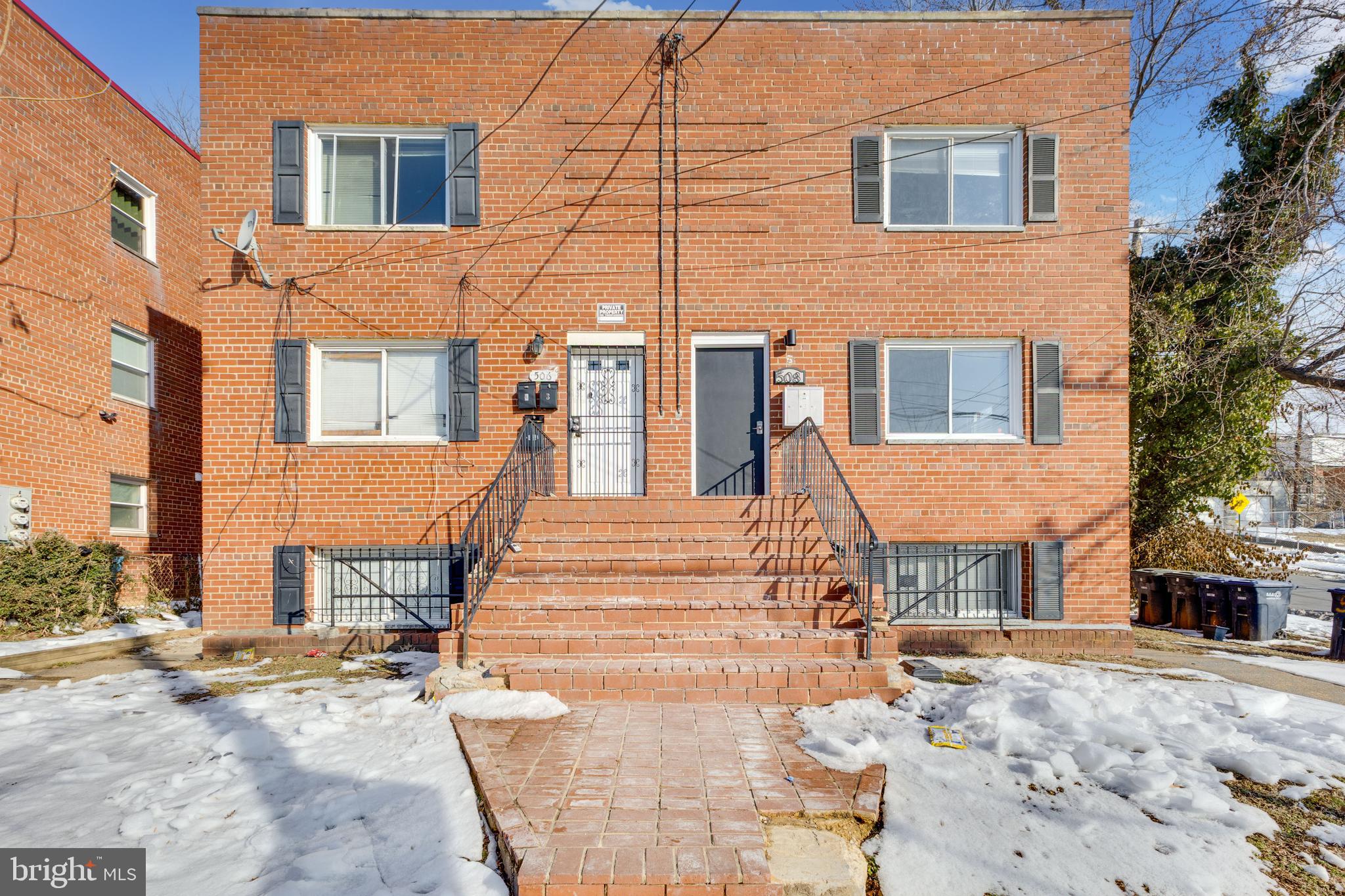 Welcome to this hidden gem—an incredible opportunity in a prime location with endless possibilities for investors and owner-occupants alike. Whether you're considering long-term rentals, short-term rentals (subject to local regulations), a future condo conversion, or creating a unique live-and-invest scenario, this property offers the flexibility to bring your vision to life.

While competing properties may offer similar unit configurations, this property benefits from a significantly larger lot, providing additional flexibility and long-term value. The larger footprint creates possibilities that are difficult to replicate - enhance the outdoor space, or explore future development opportunities! 

Two of the three units are currently vacant, providing immediate flexibility to lease at market rates, reposition the asset, renovate, or customize the property to align with your investment goals. The motivated seller is ready to make a deal and is open to negotiating a credit toward a new fence- with full price offer, adding even more value and opportunity.

This well-maintained triplex features three spacious one-bedroom units, each offering comfortable layouts with room for your personal touches and value-add improvements. Residents enjoy shared outdoor space, further enhancing the property's appeal. Priced to sell and packed with future potential, this is a rare opportunity you won't want to miss.