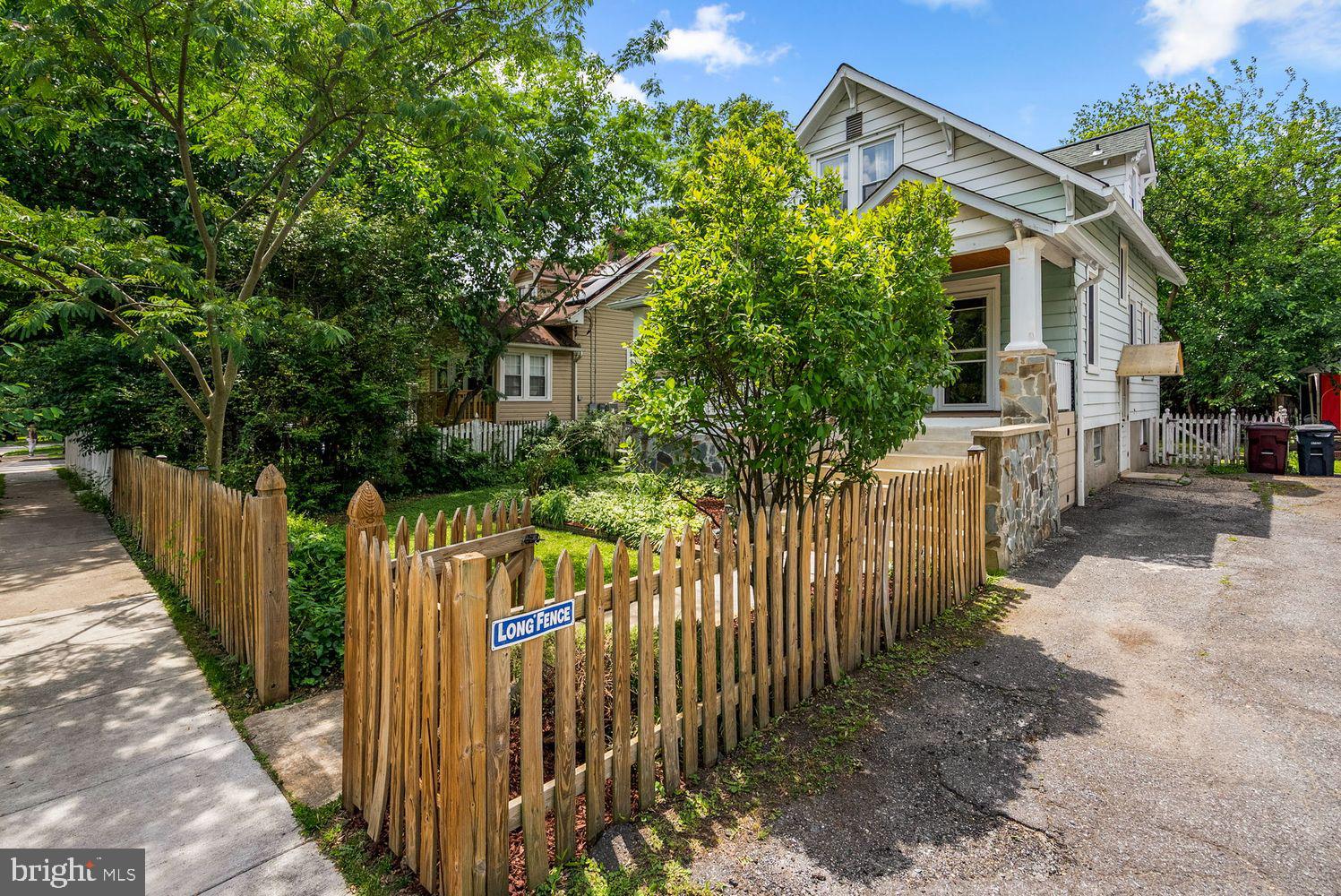 RIVERDALE PARK - Residential