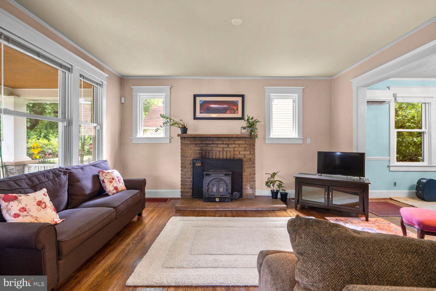 RIVERDALE PARK - Residential