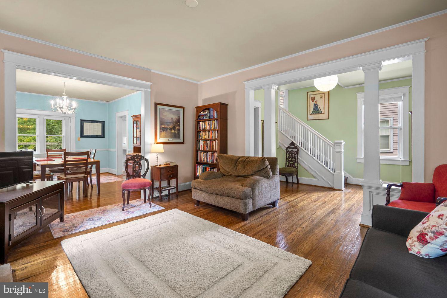 RIVERDALE PARK - Residential