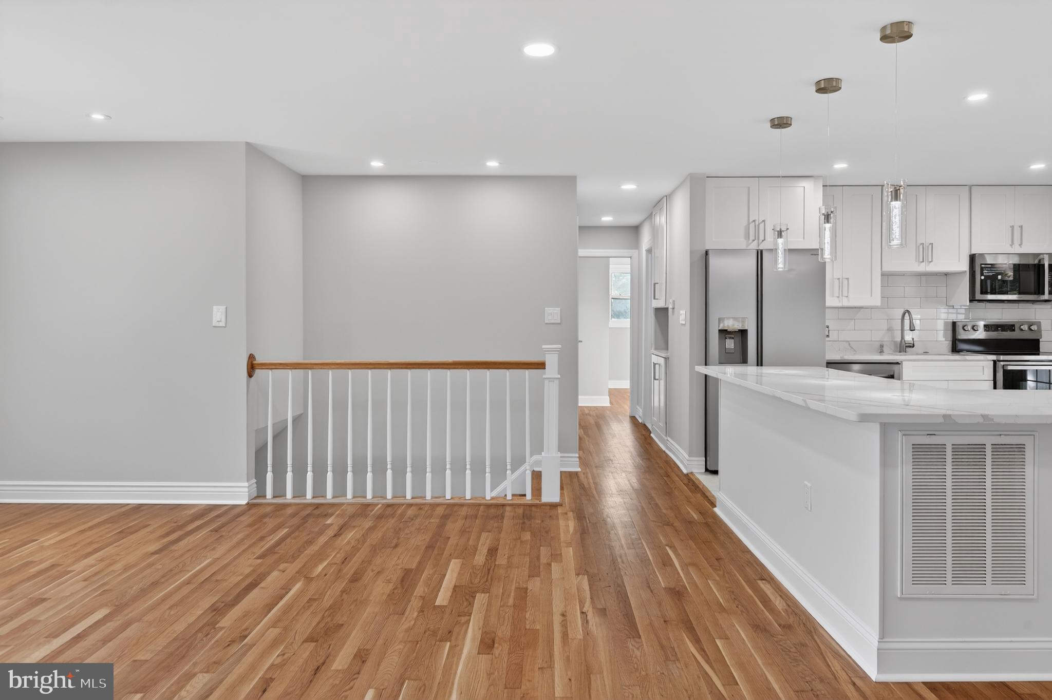 BEL PRE WOODS - Residential
