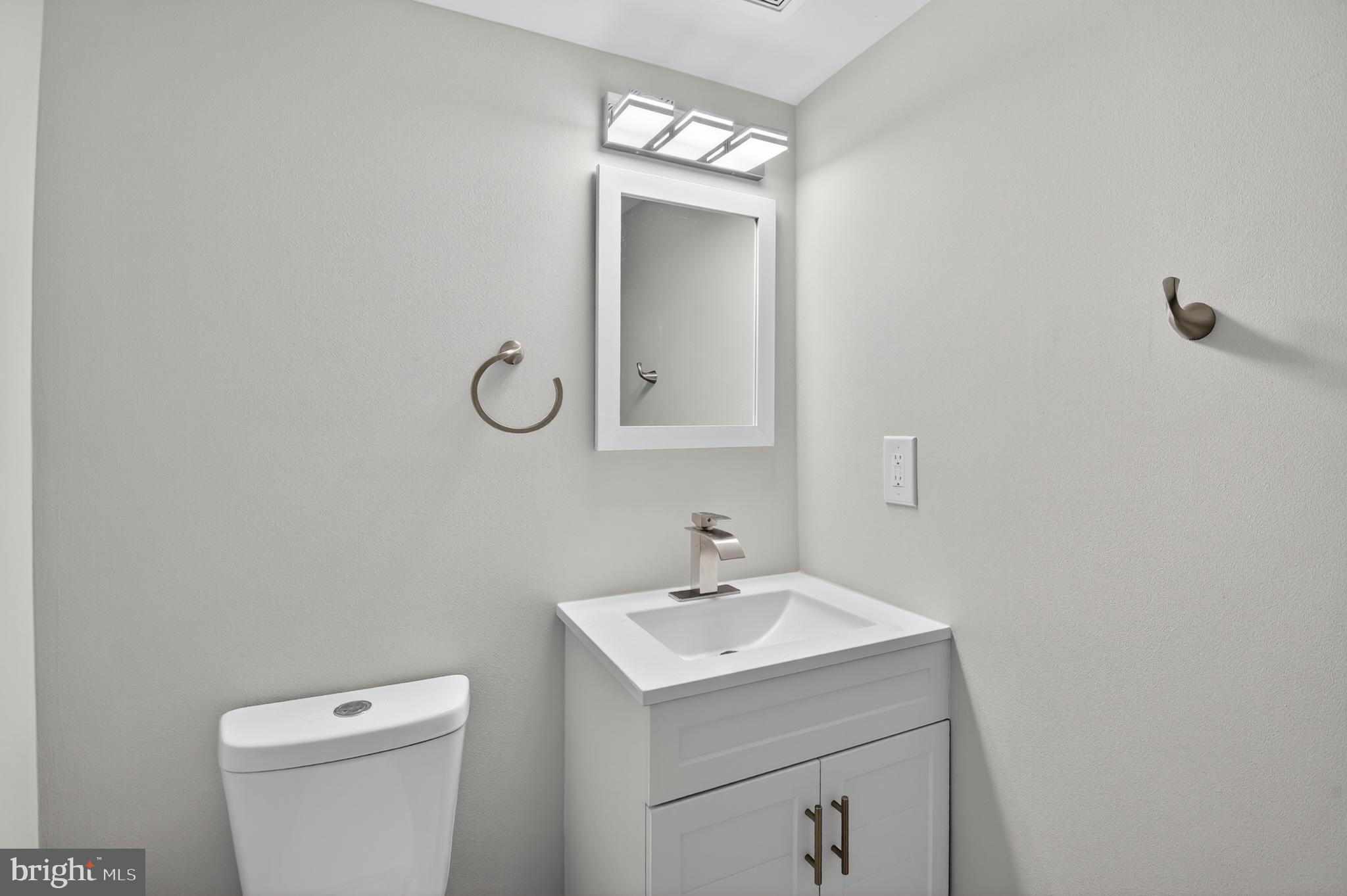BEL PRE WOODS - Residential