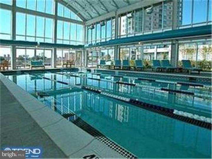 WATERFRONT SQUARE - Residential Lease