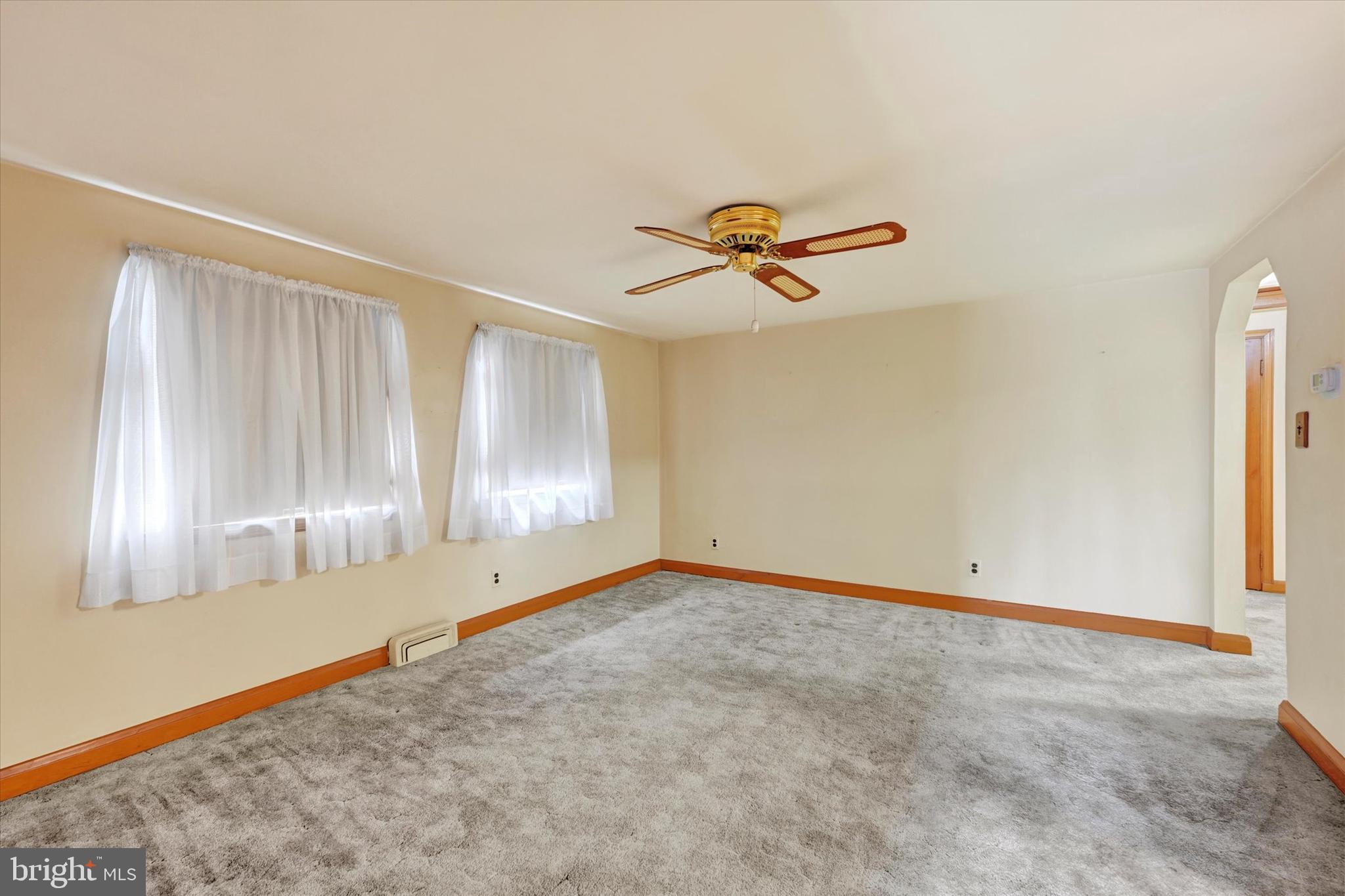 KINGSVILLE - Residential