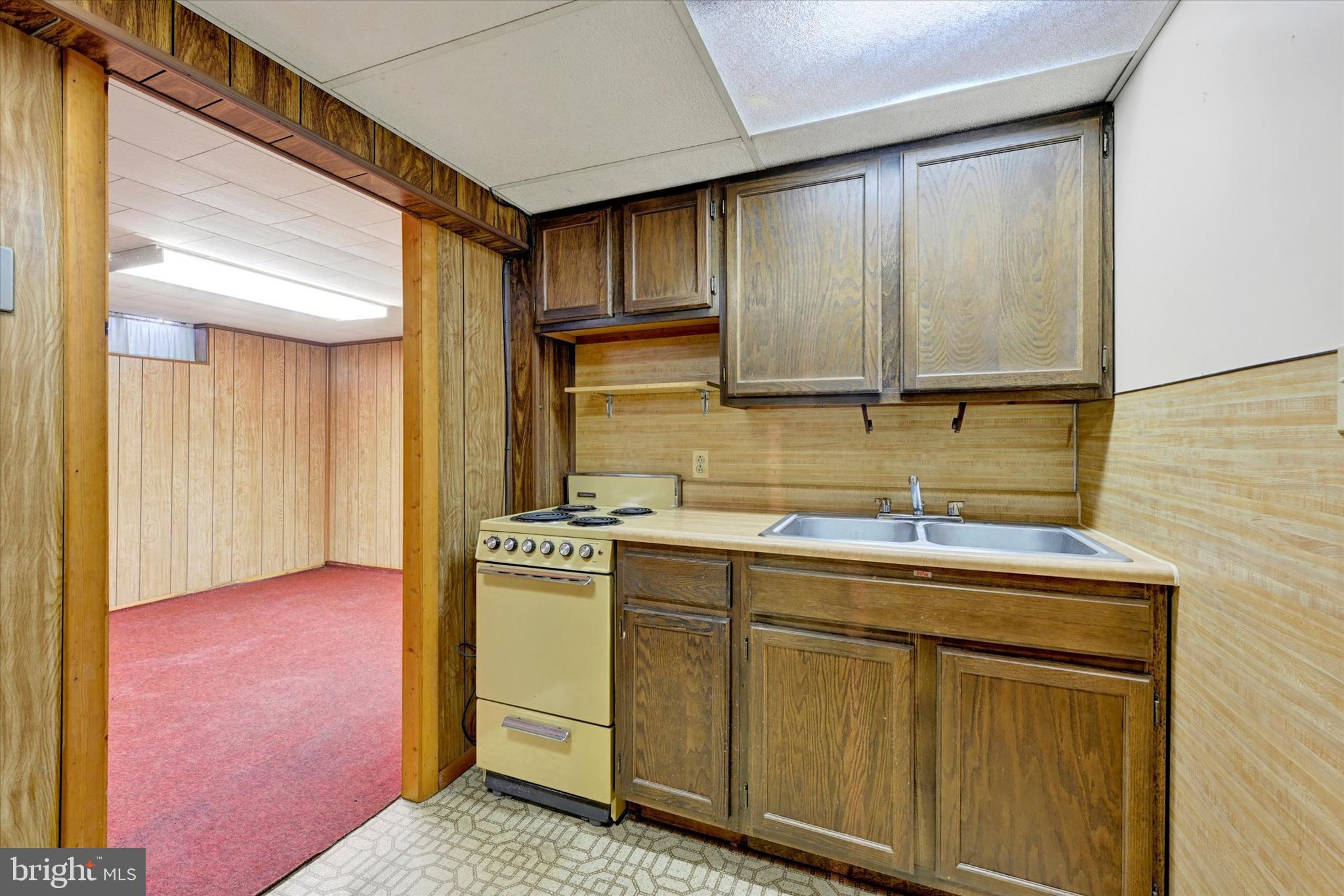 KINGSVILLE - Residential