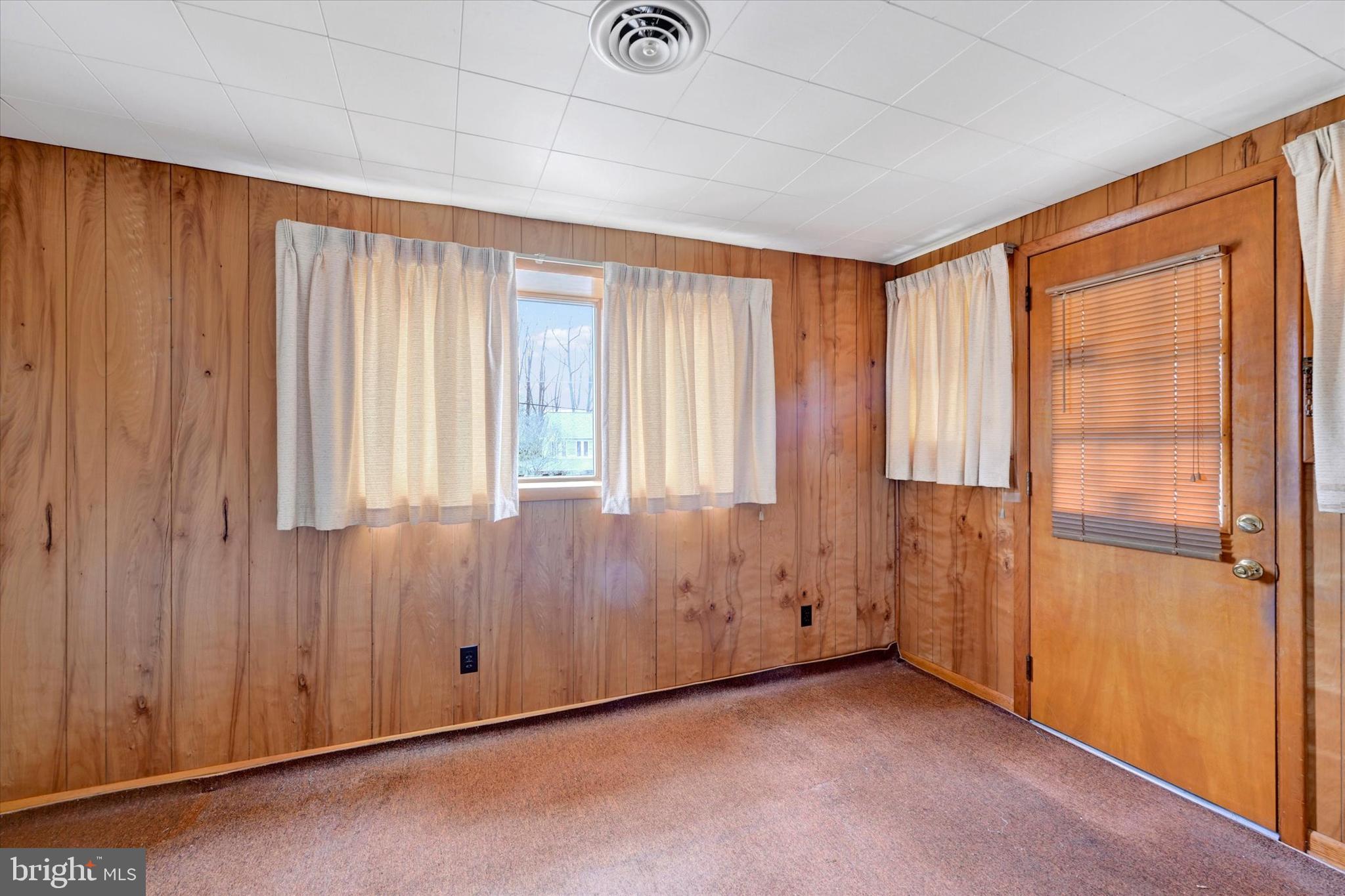 KINGSVILLE - Residential