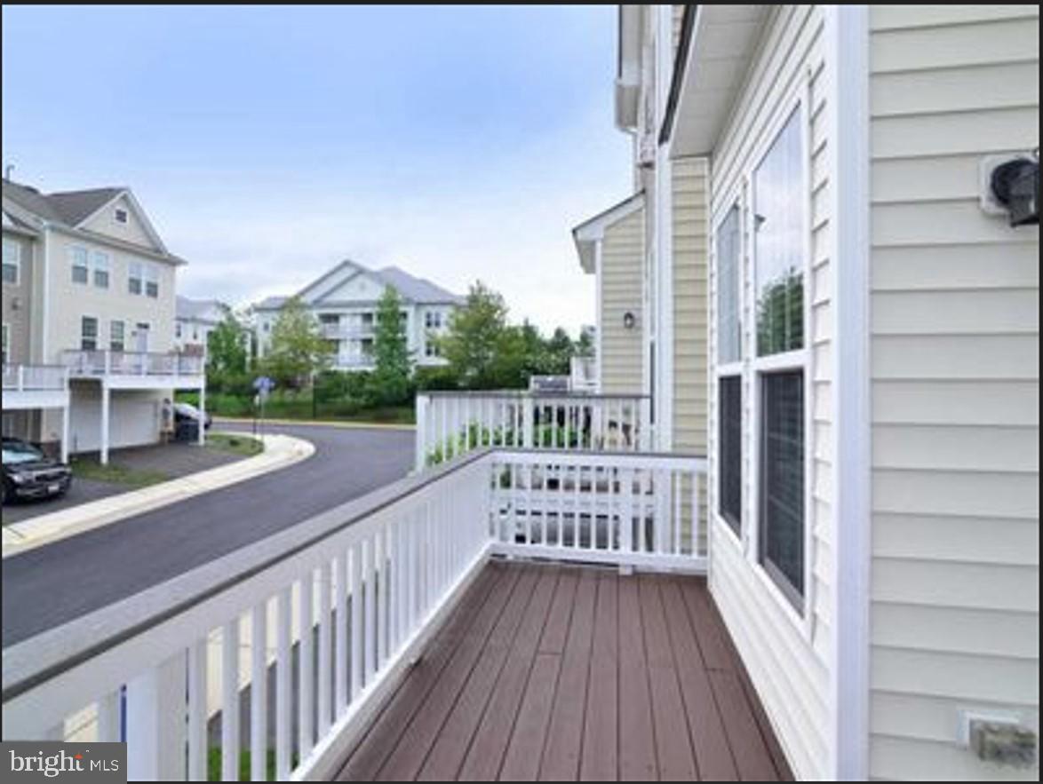 BRAMBLETON OVERLOOK - Residential Lease