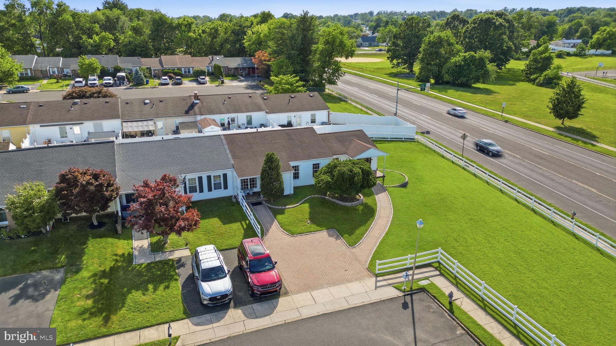 NESHAMINY VALLEY - Residential
