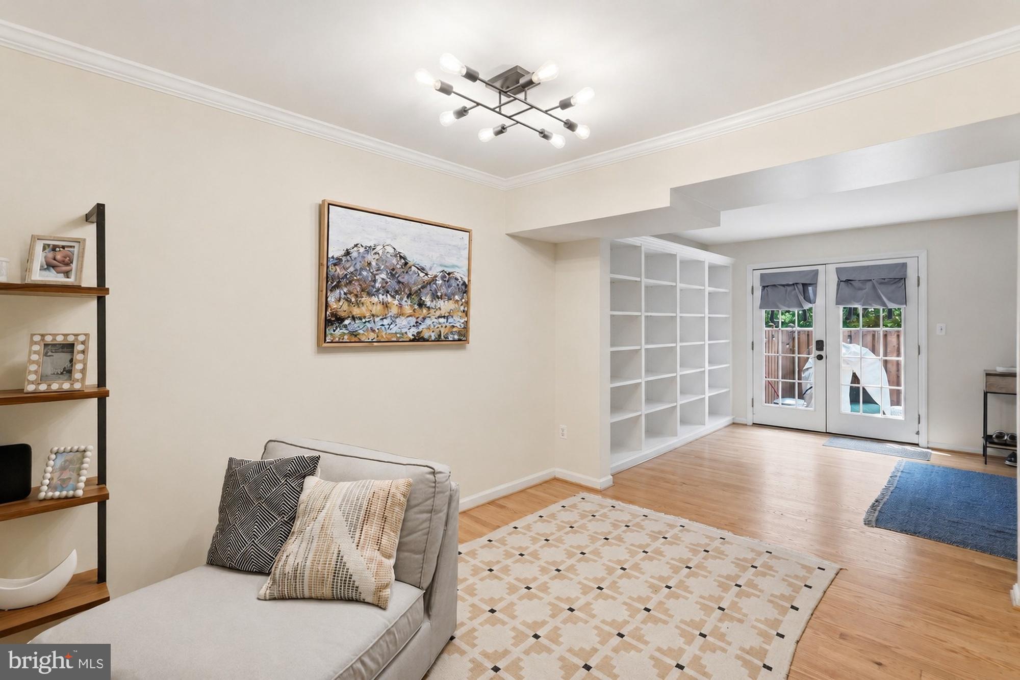 WINDGATE II - Residential