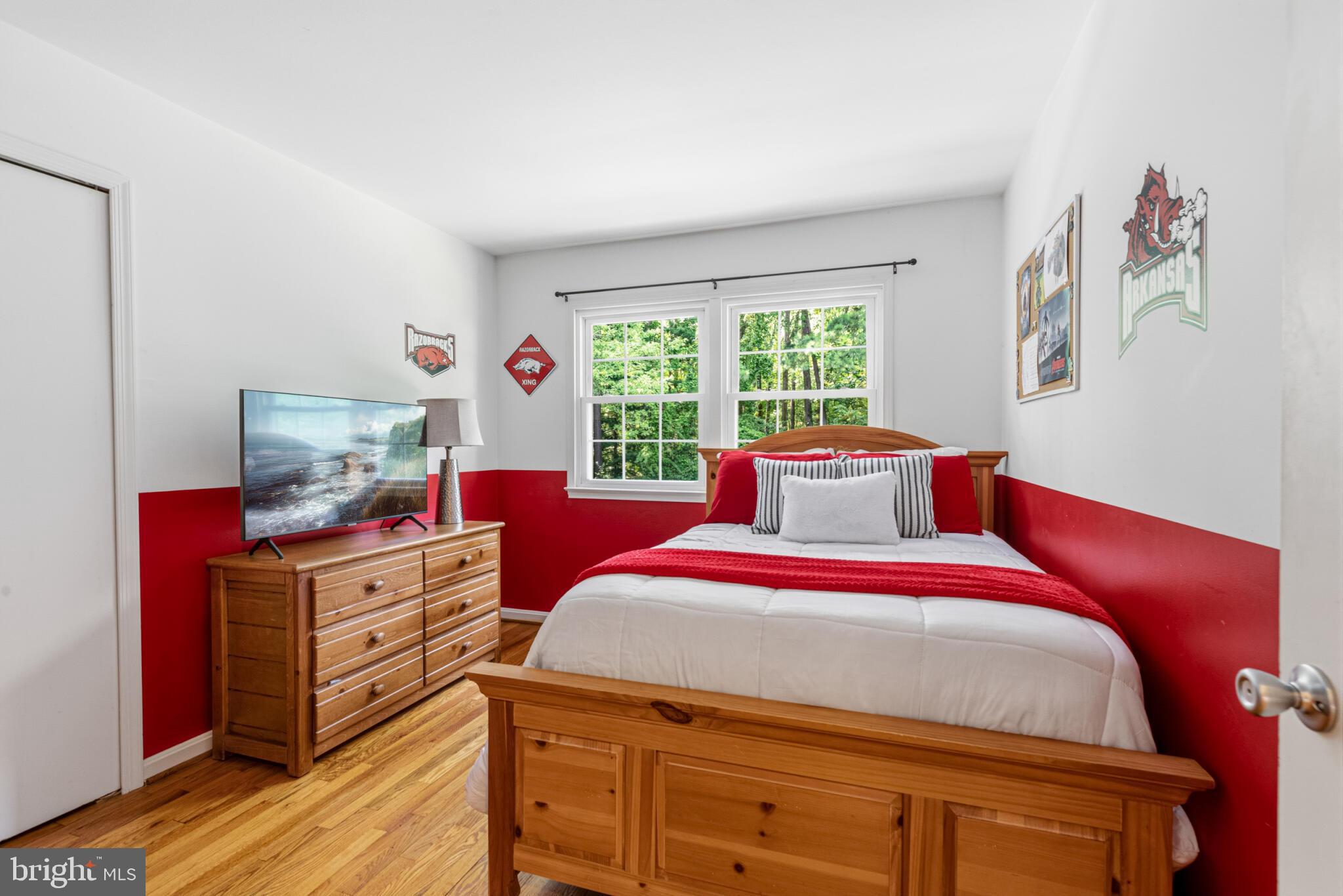 SHOUSE VILLAGE - Residential