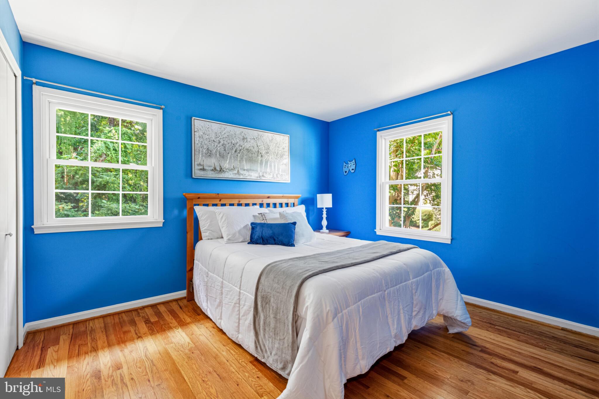 SHOUSE VILLAGE - Residential