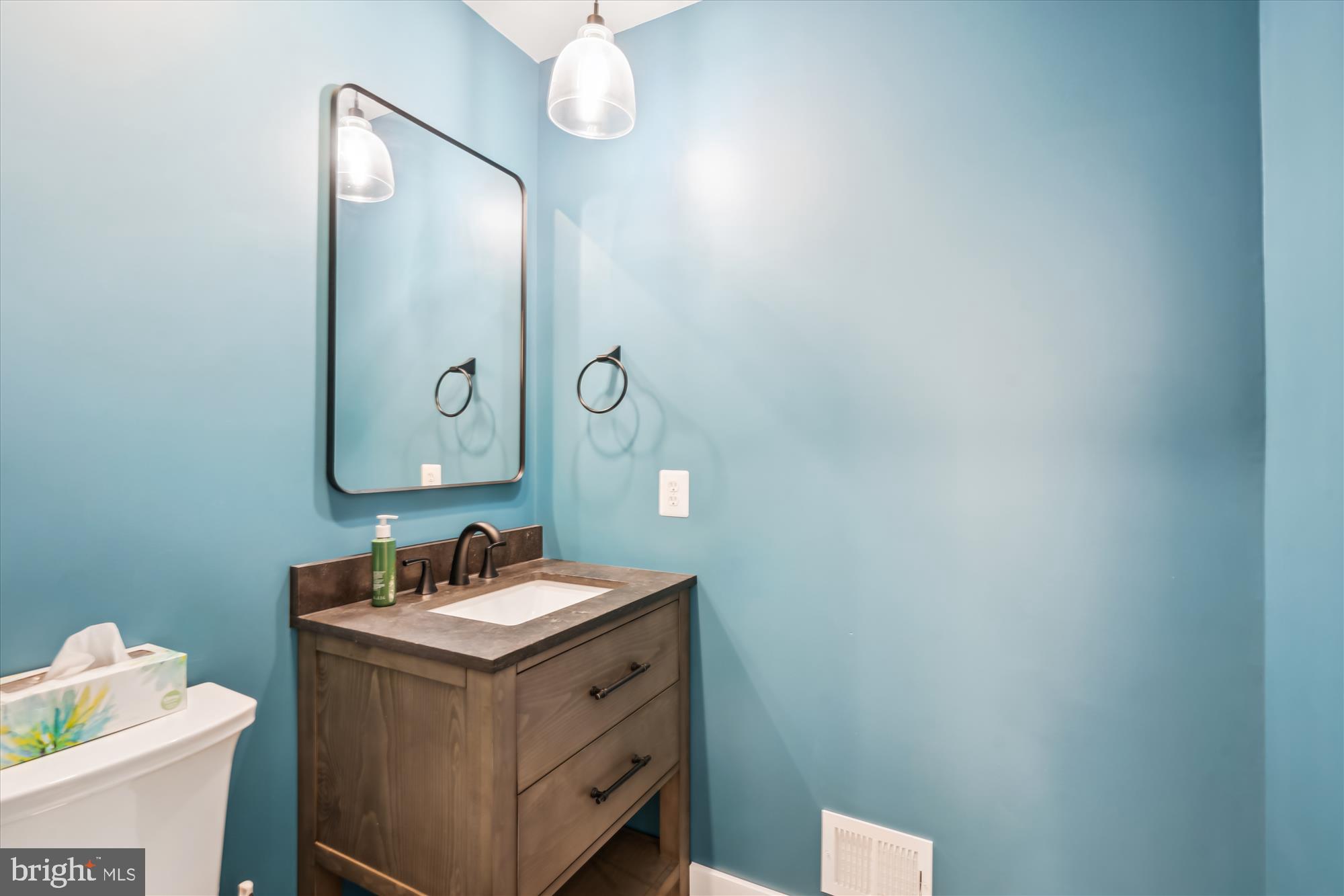 FOX MILL WOODS - Residential Lease