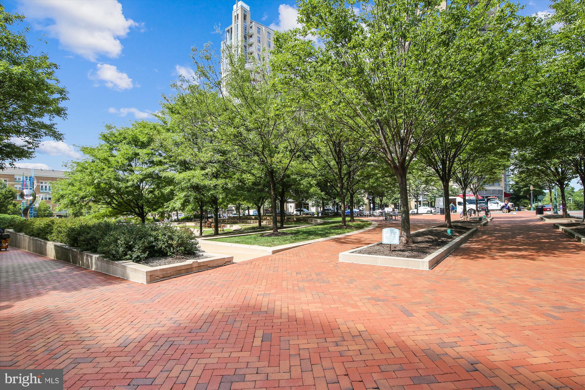 FOX MILL WOODS - Residential Lease