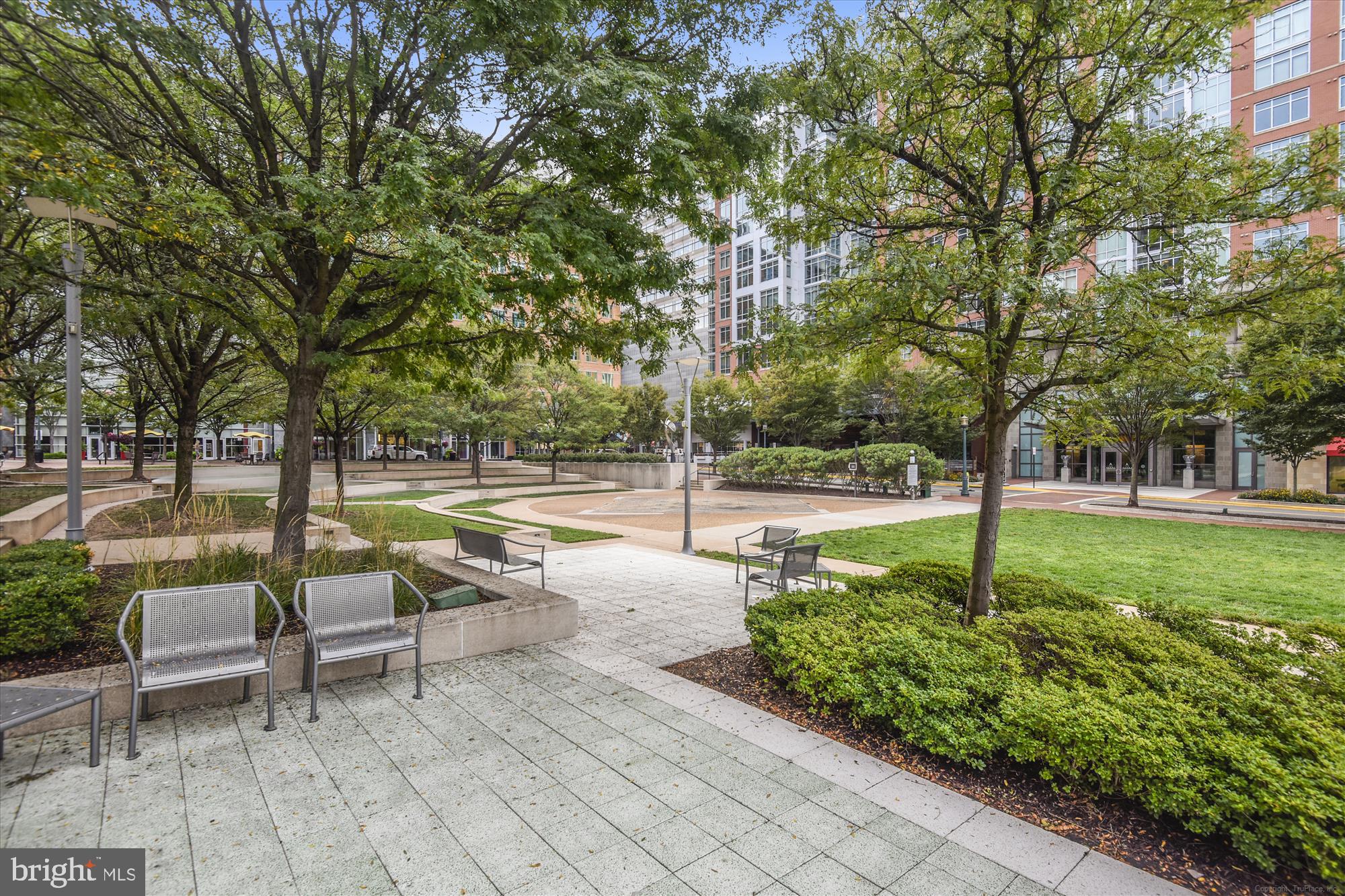 FOX MILL WOODS - Residential Lease