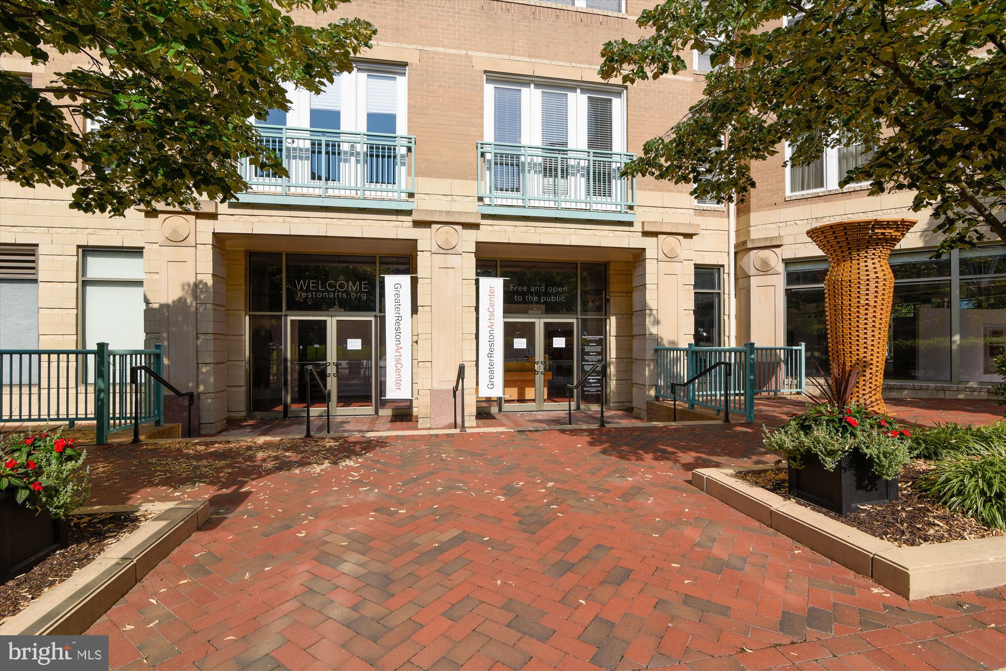 FOX MILL WOODS - Residential Lease