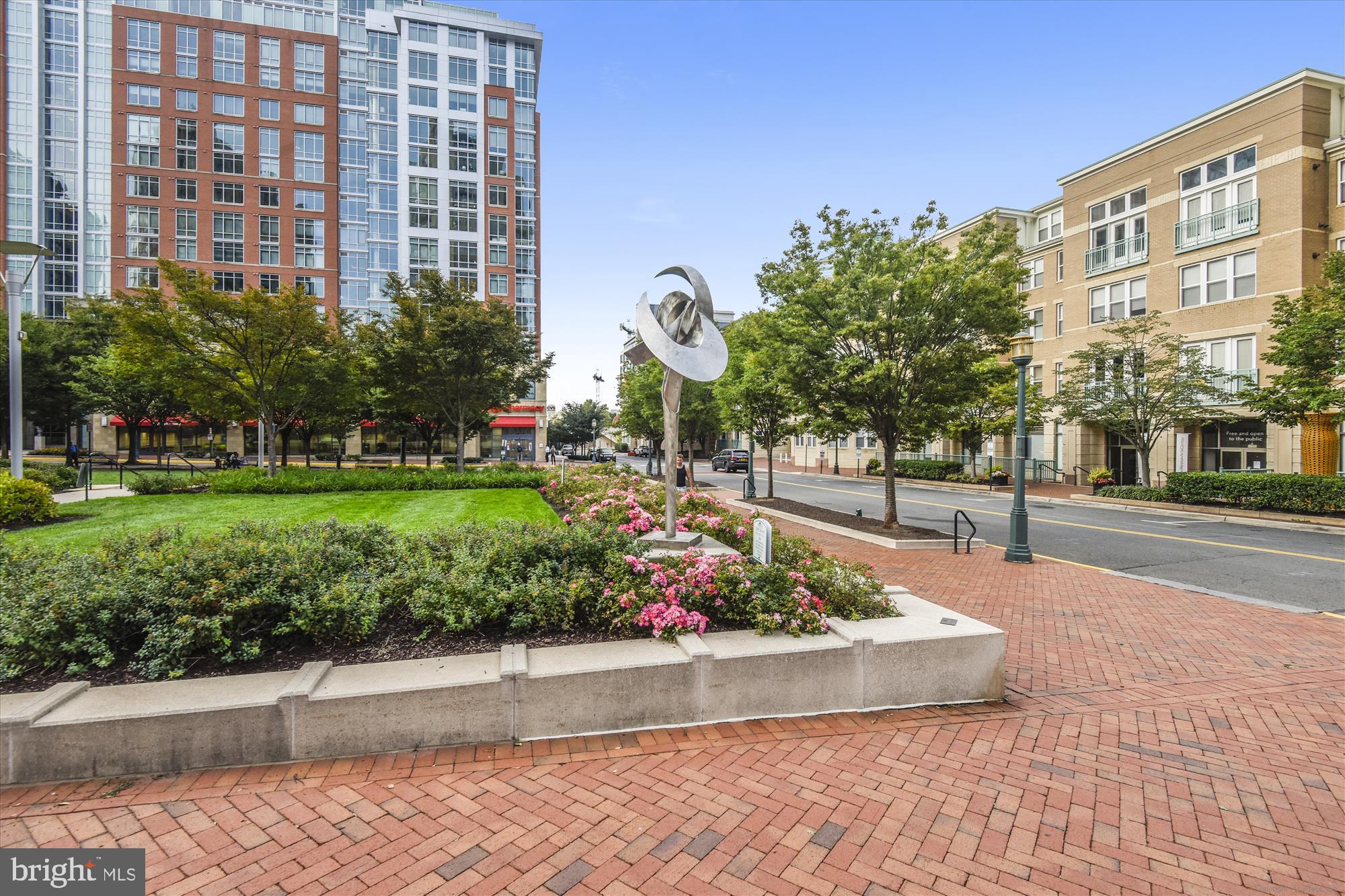 FOX MILL WOODS - Residential Lease