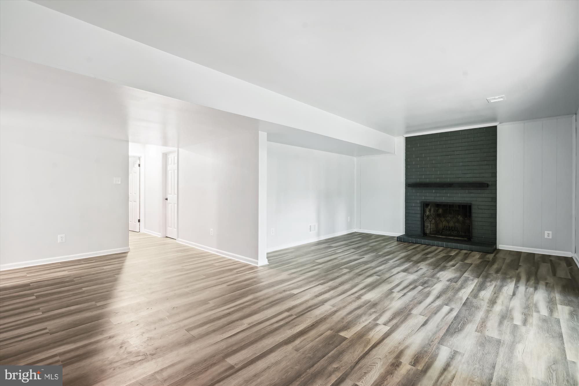FOX MILL WOODS - Residential Lease