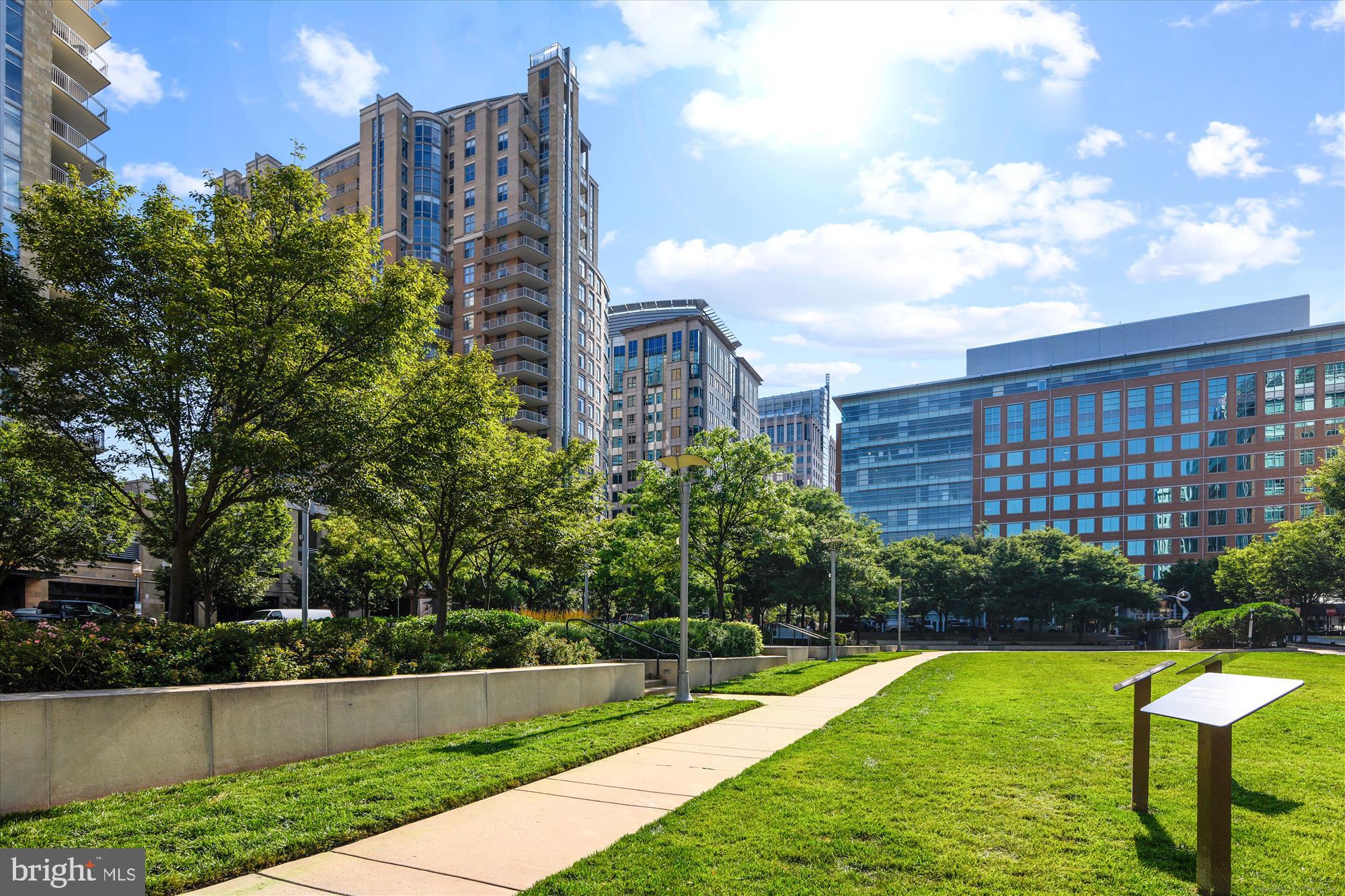 FOX MILL WOODS - Residential Lease