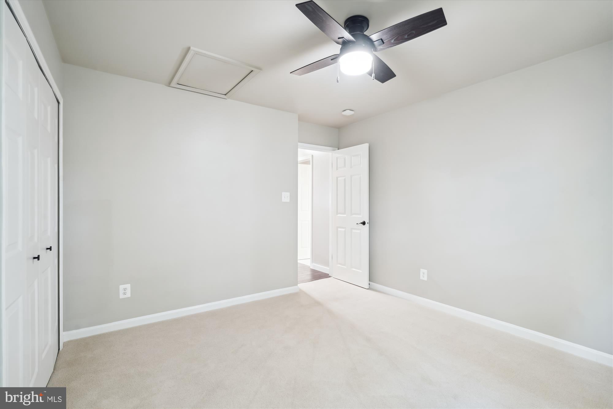 FOX MILL WOODS - Residential Lease
