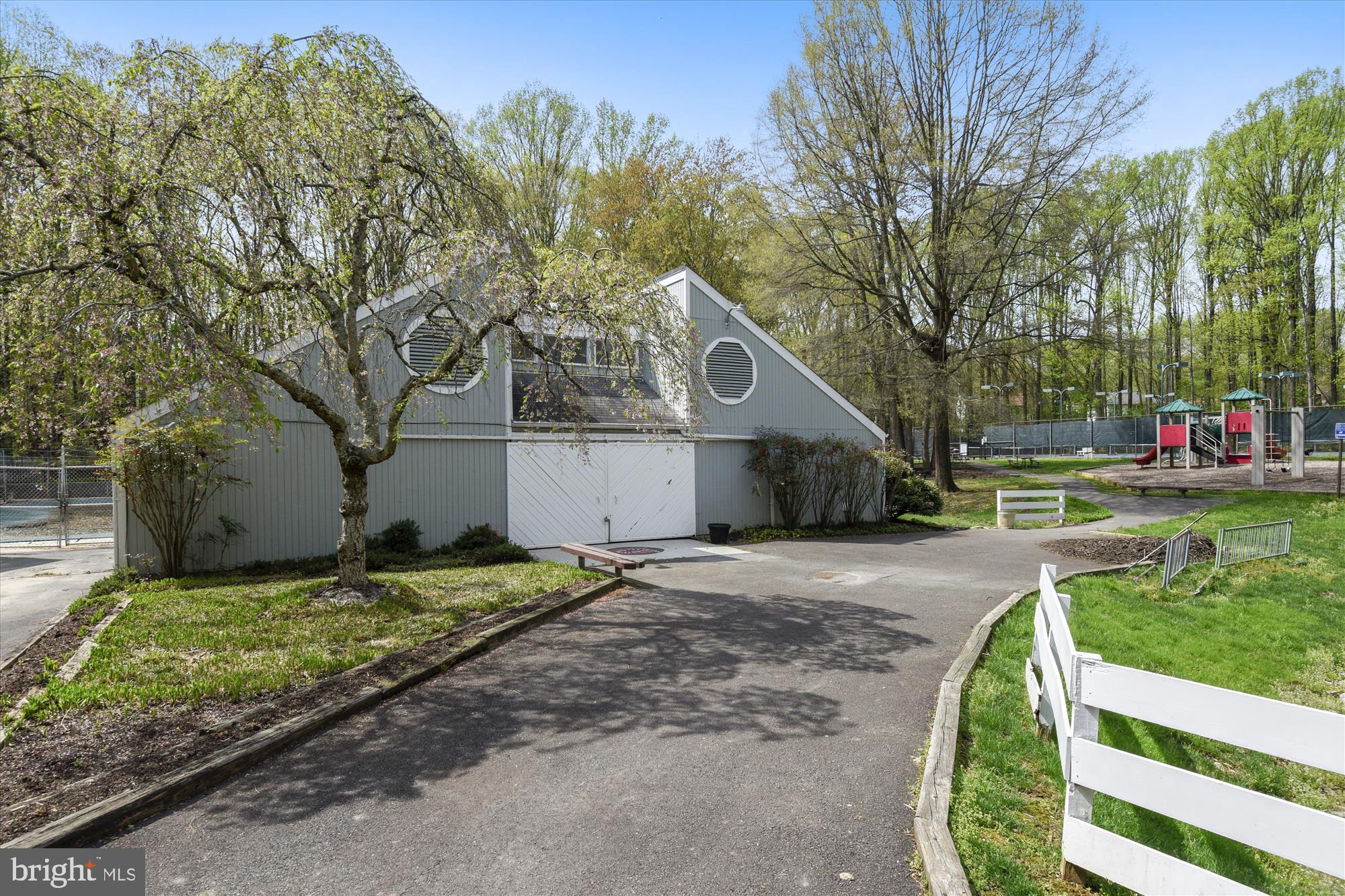 FOX MILL WOODS - Residential Lease
