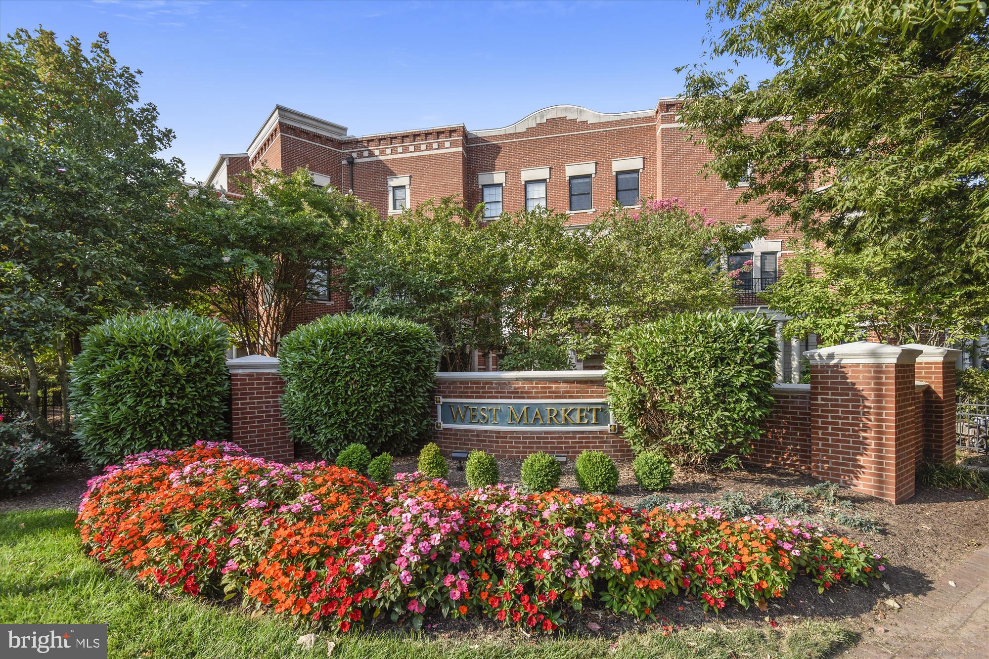 FOX MILL WOODS - Residential Lease