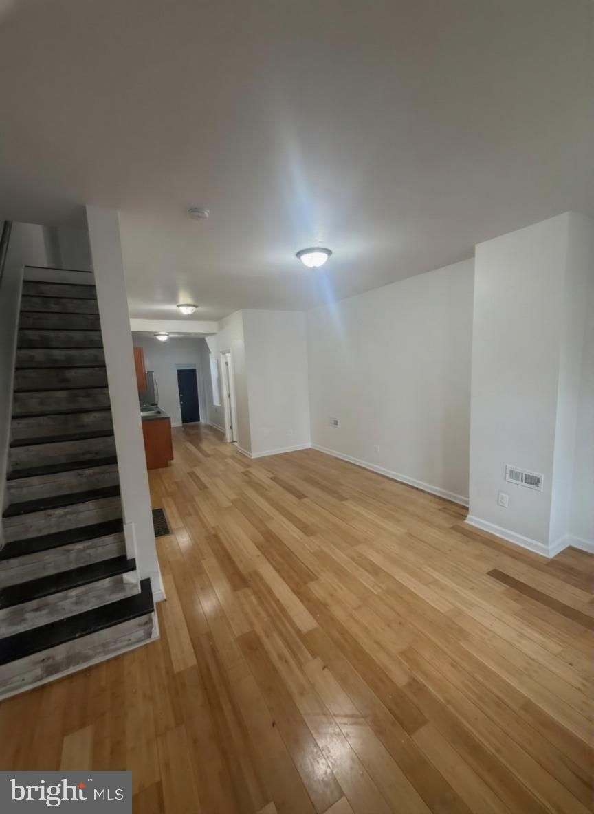 MILL CREEK - Residential