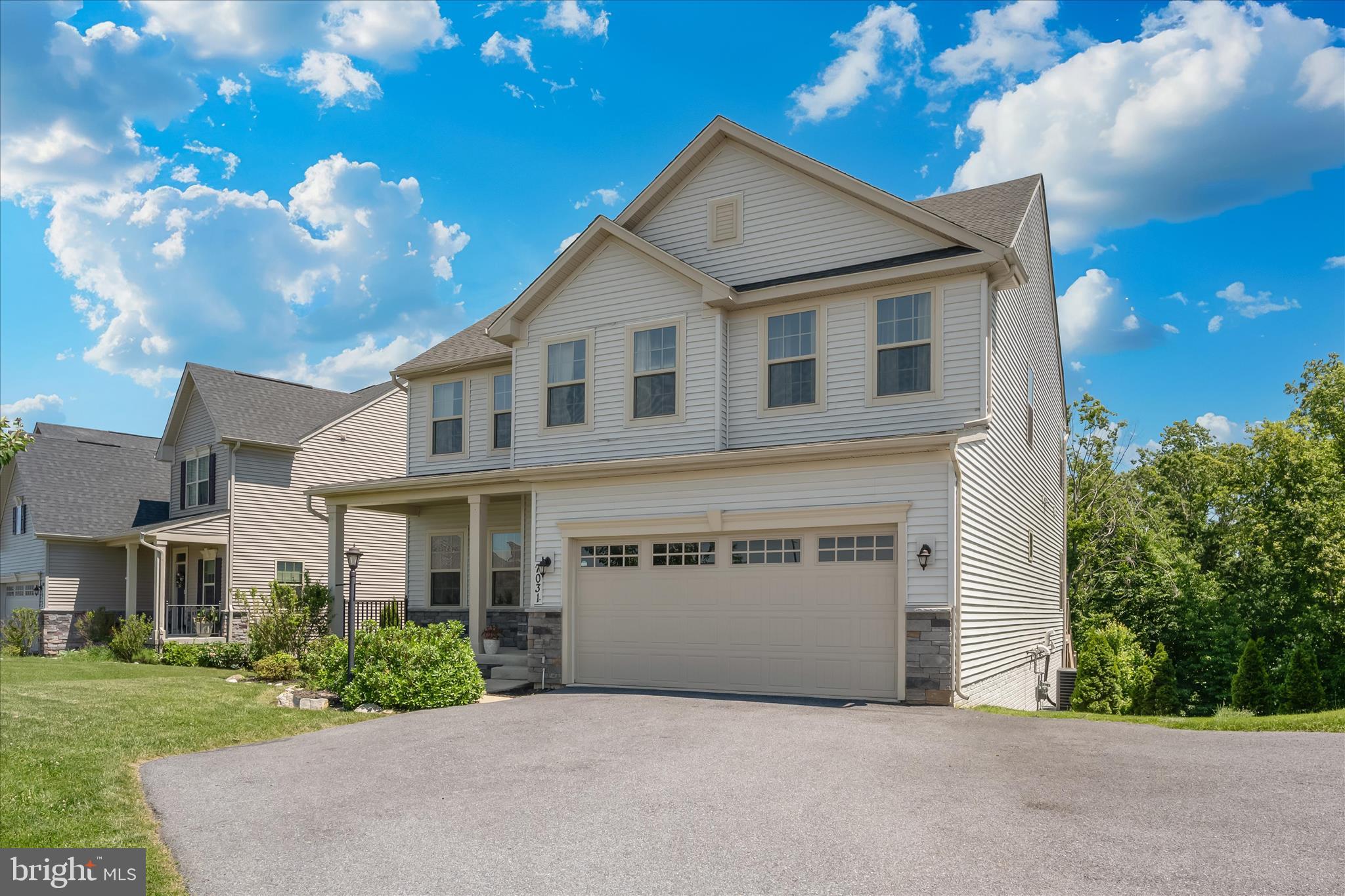 LAKE LINGANORE EAGLEHEAD - Residential