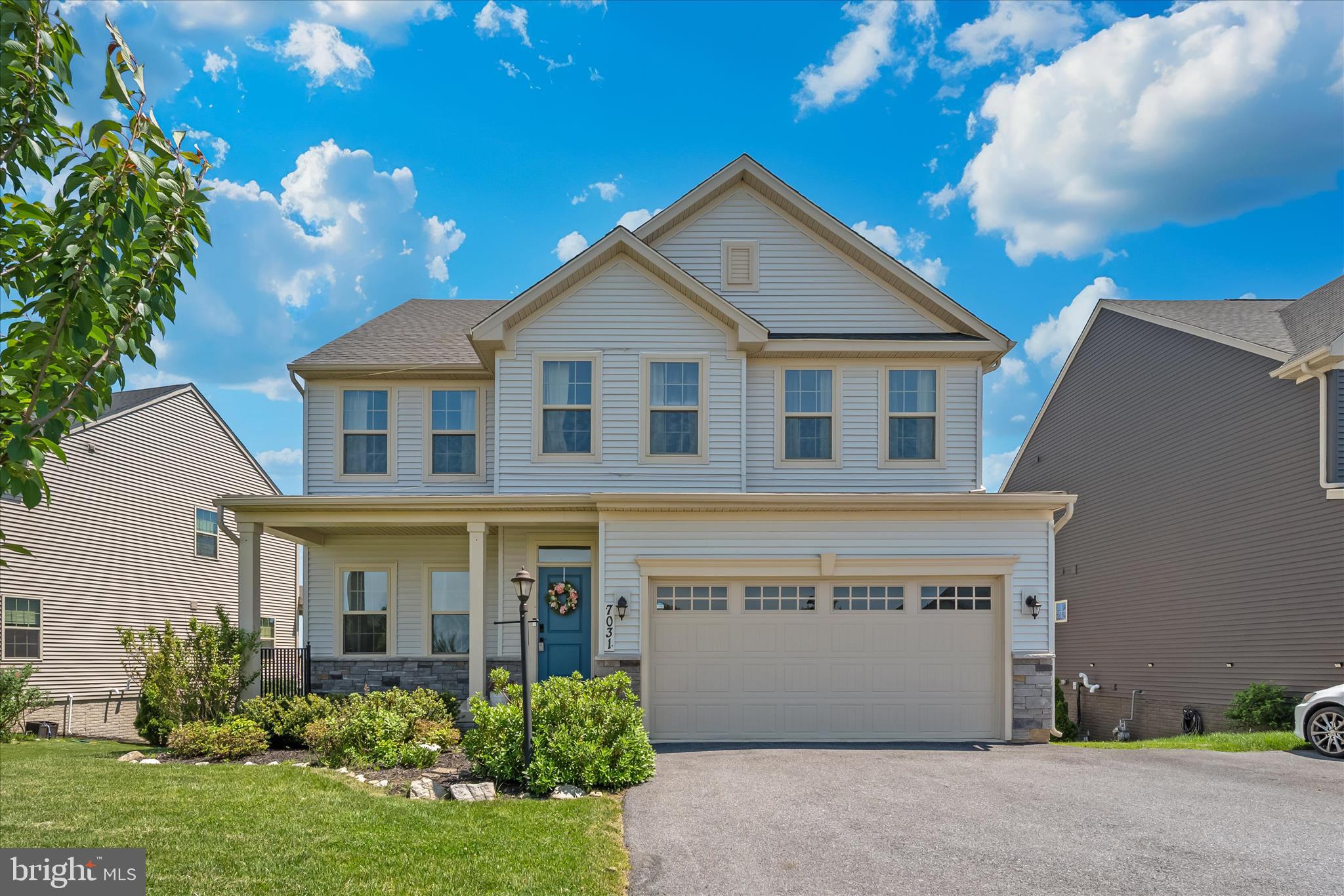 LAKE LINGANORE EAGLEHEAD - Residential
