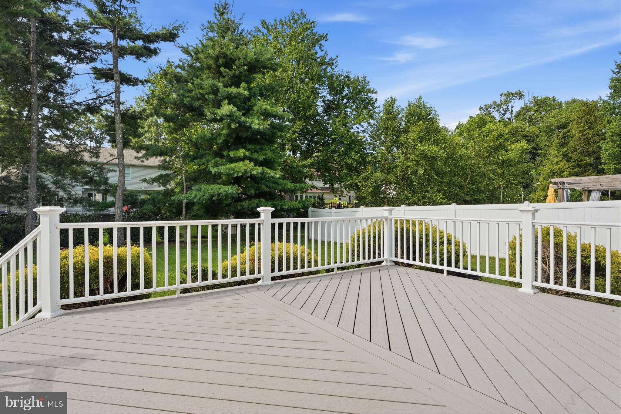 WYNNEWOOD - Residential