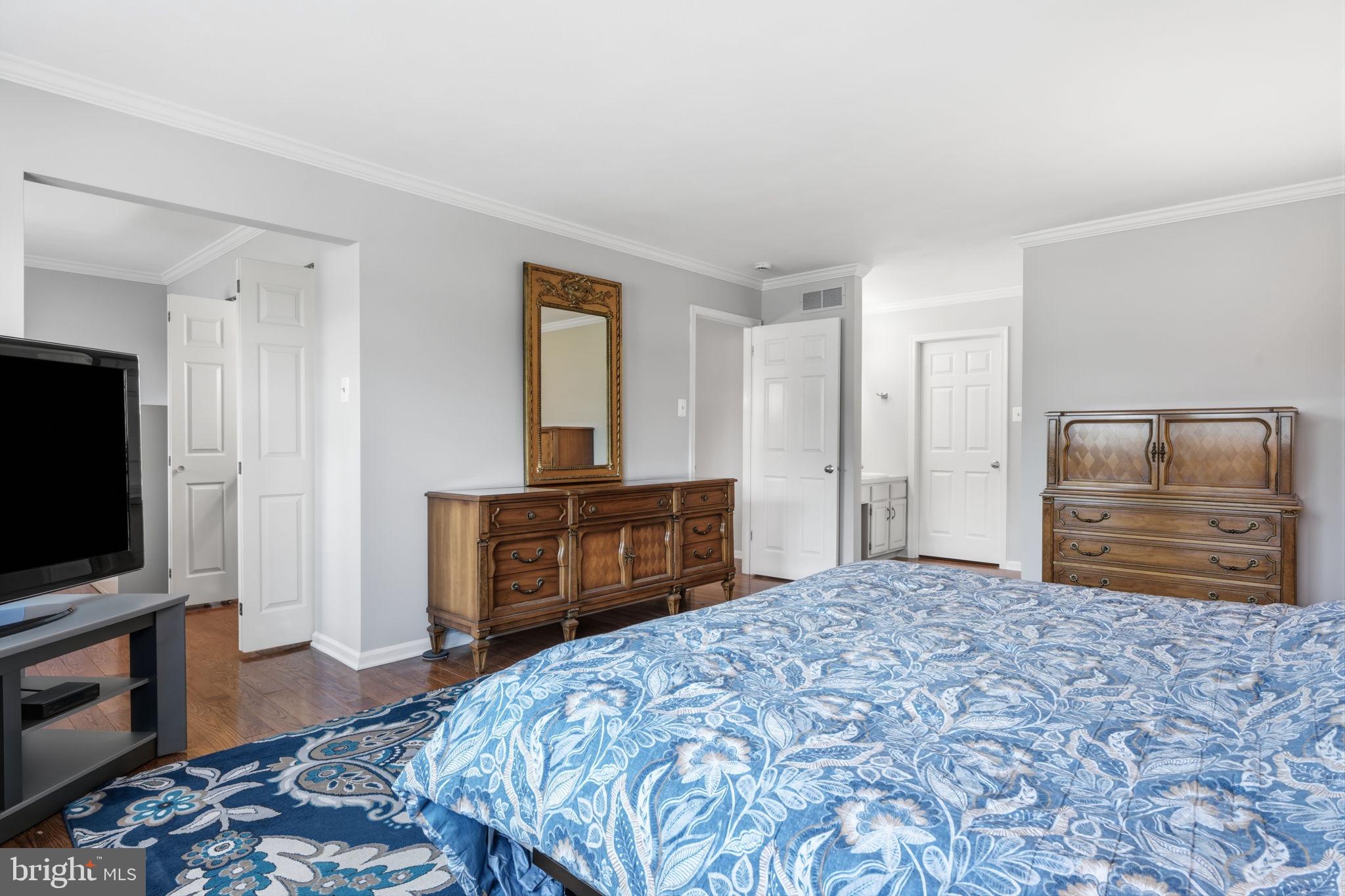 WYNNEWOOD - Residential