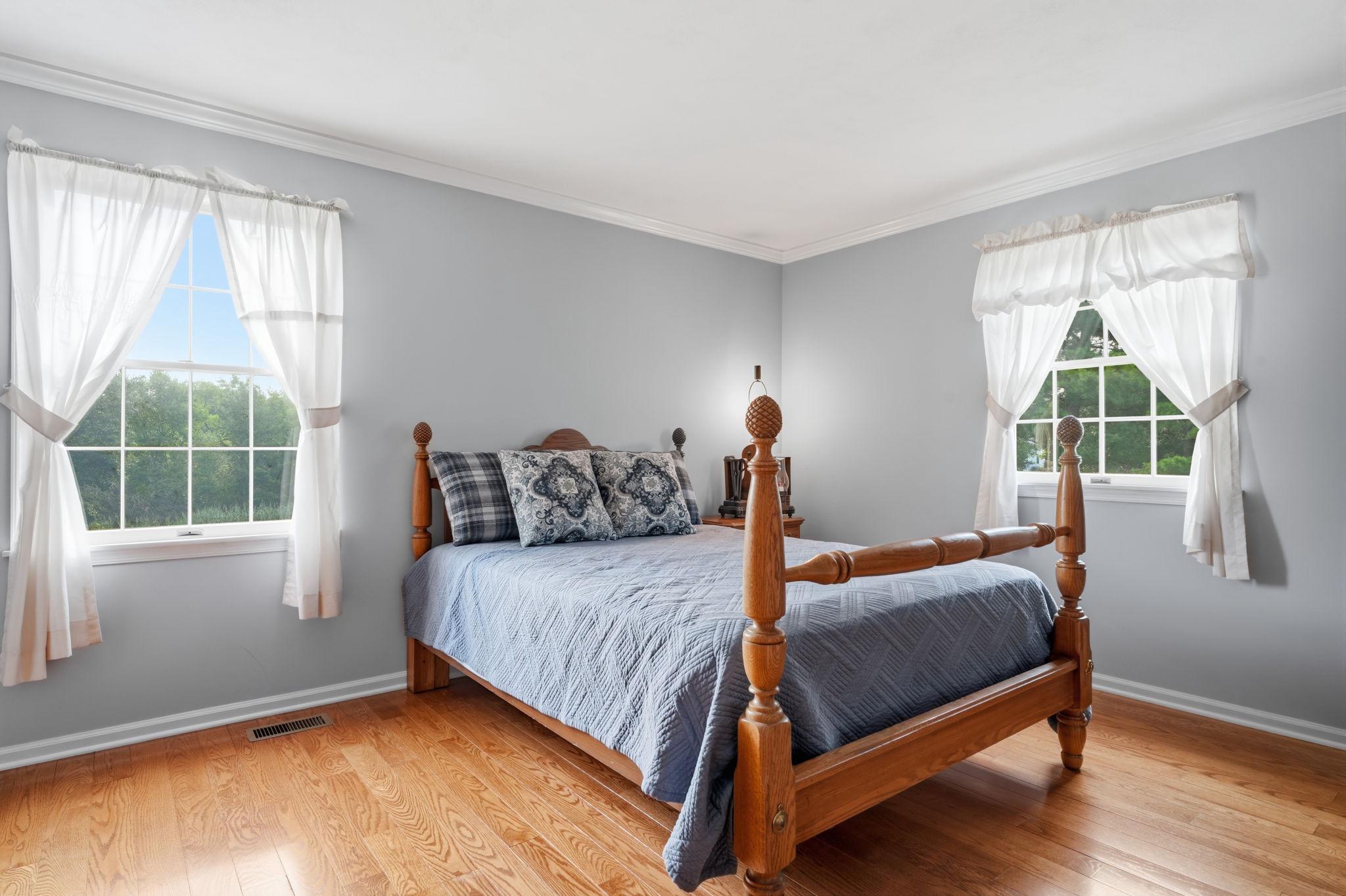 WYNNEWOOD - Residential
