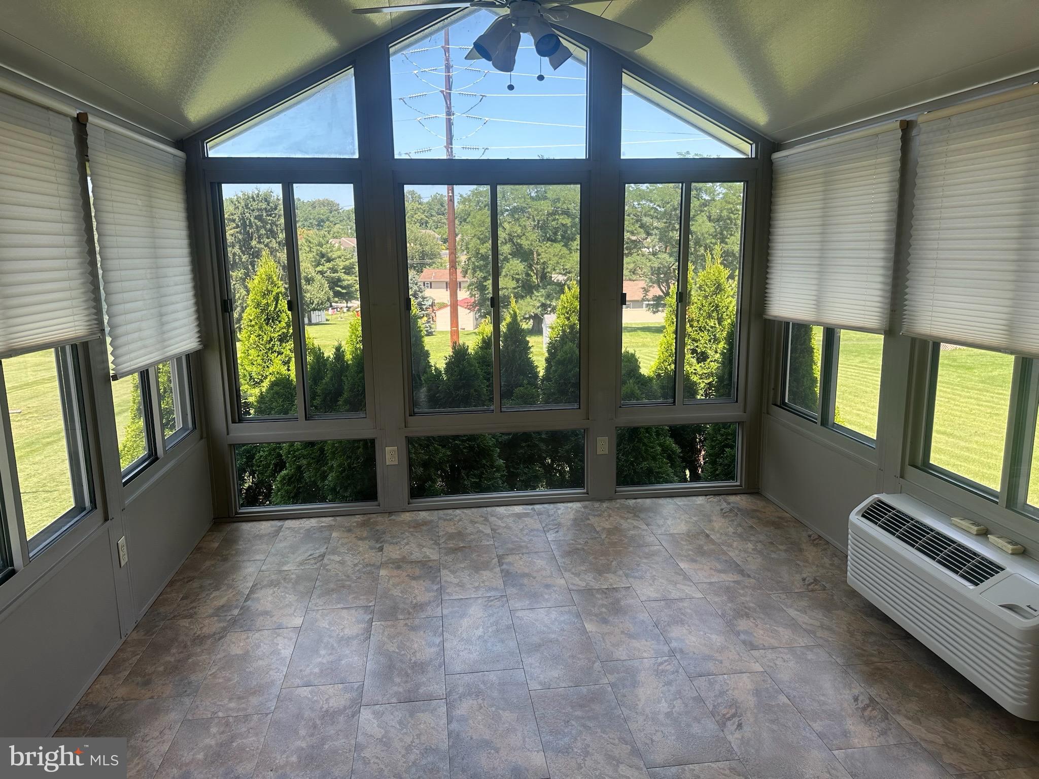 CLOVERLEAF STATION - Residential