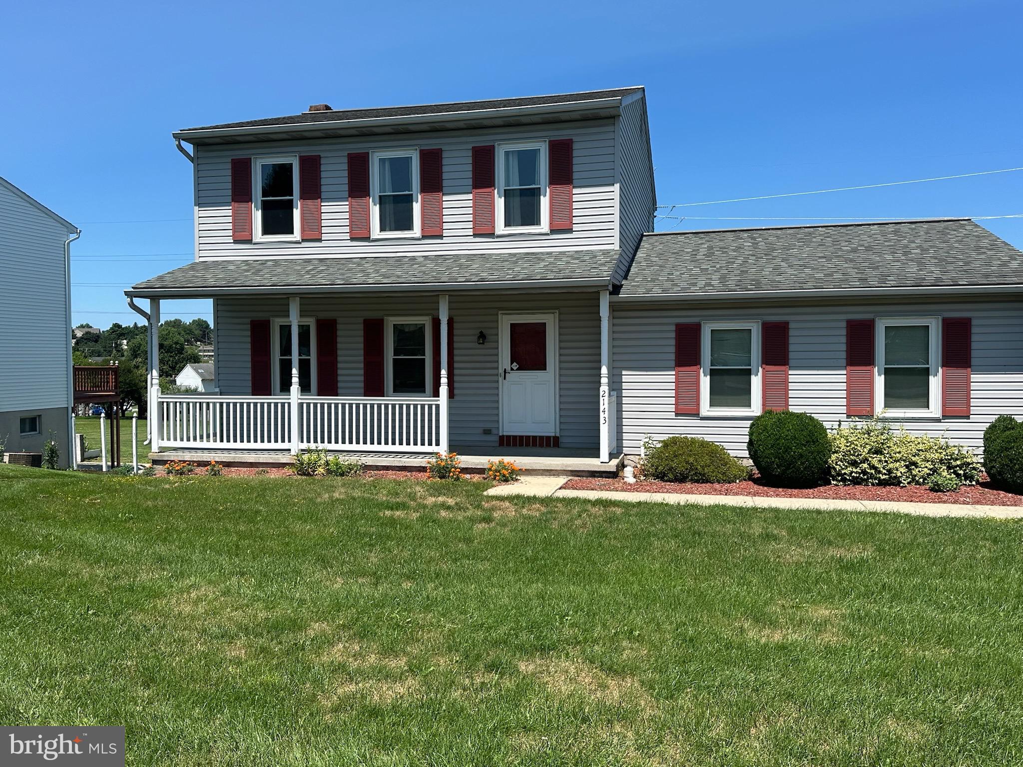 CLOVERLEAF STATION - Residential