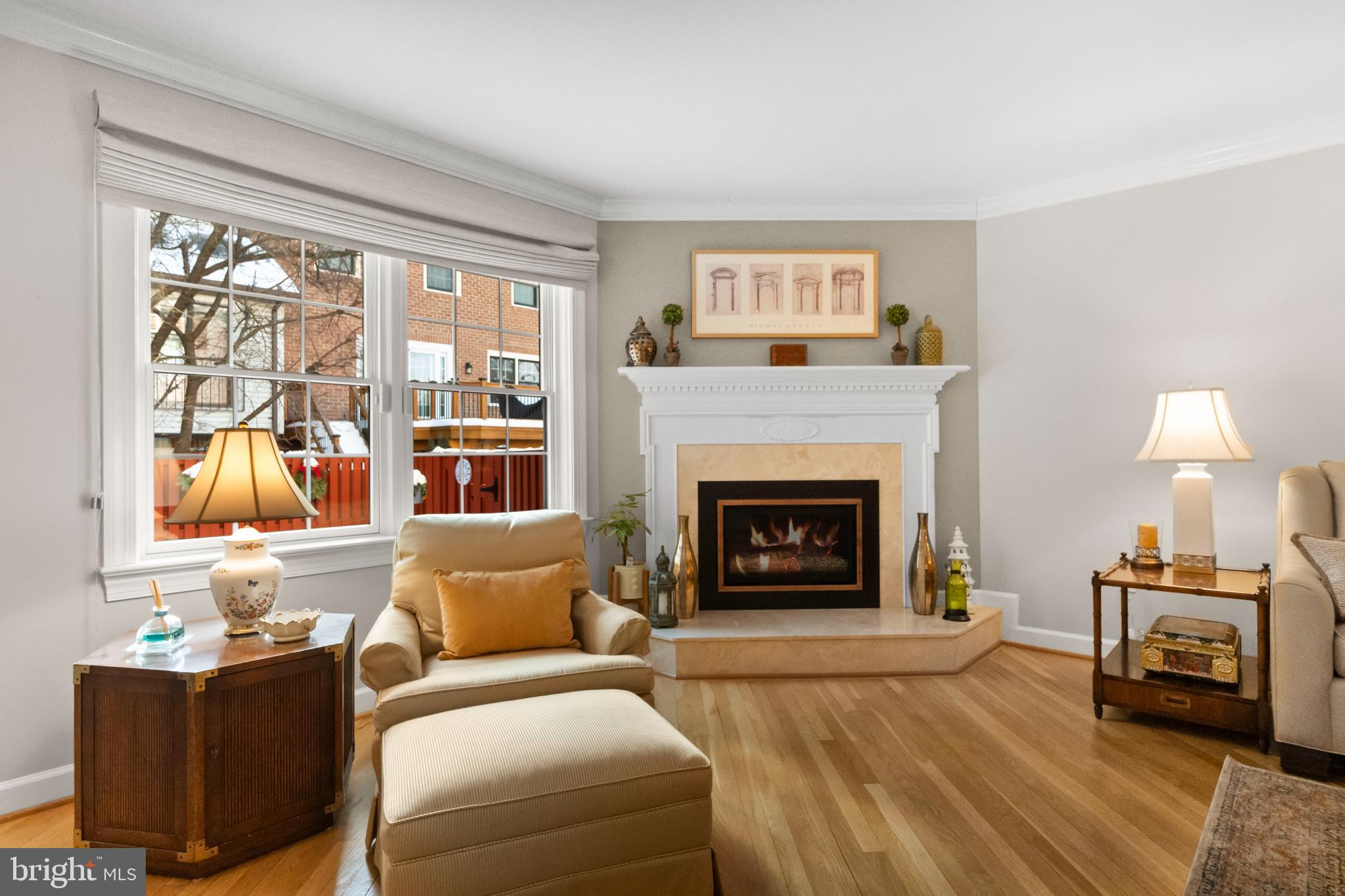 LANDMARK MEWS - Residential