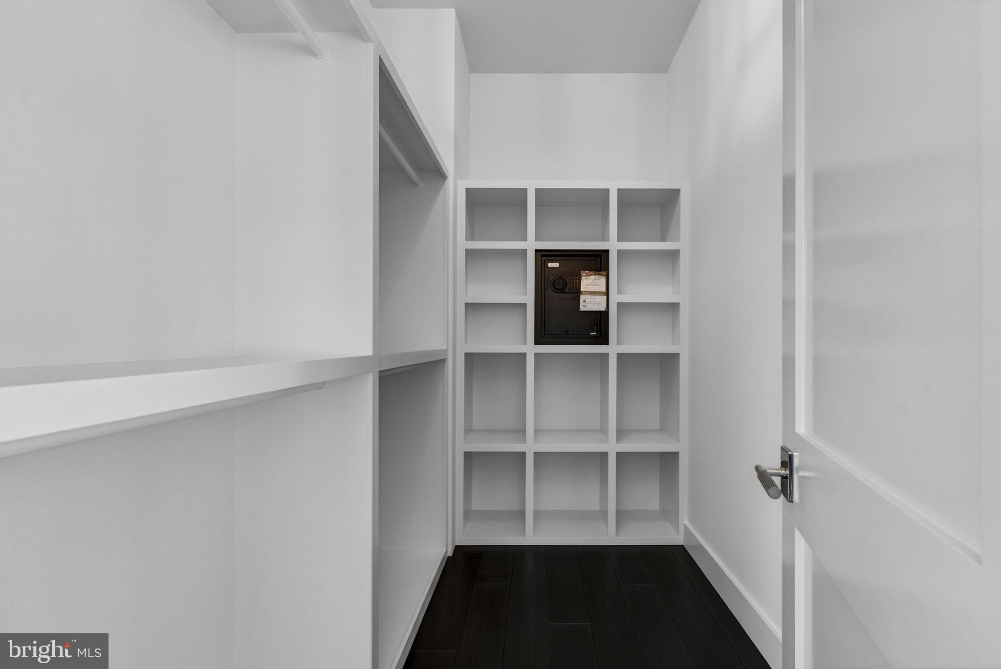RESIDENCES AT SALAMANDER - Residential