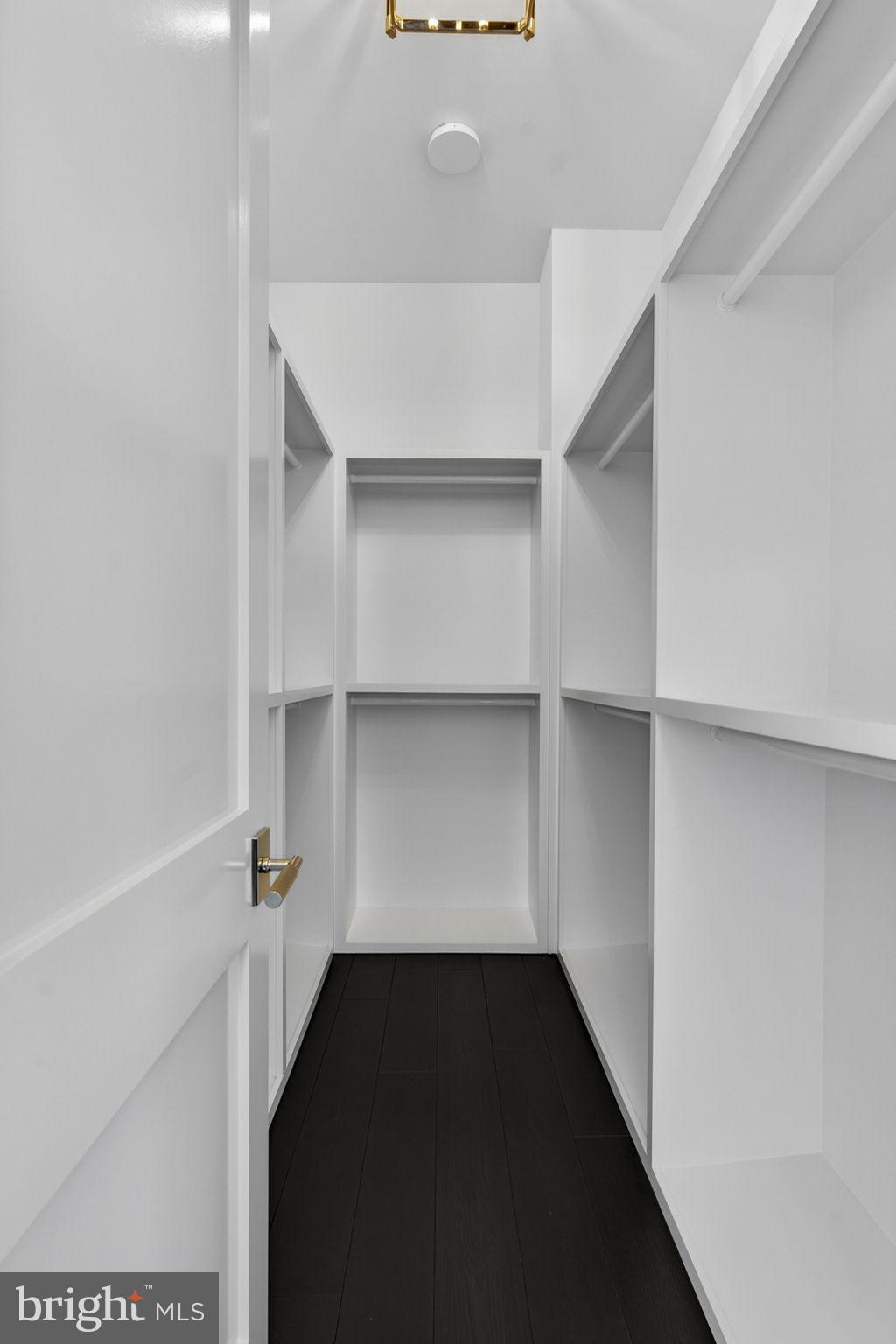 RESIDENCES AT SALAMANDER - Residential