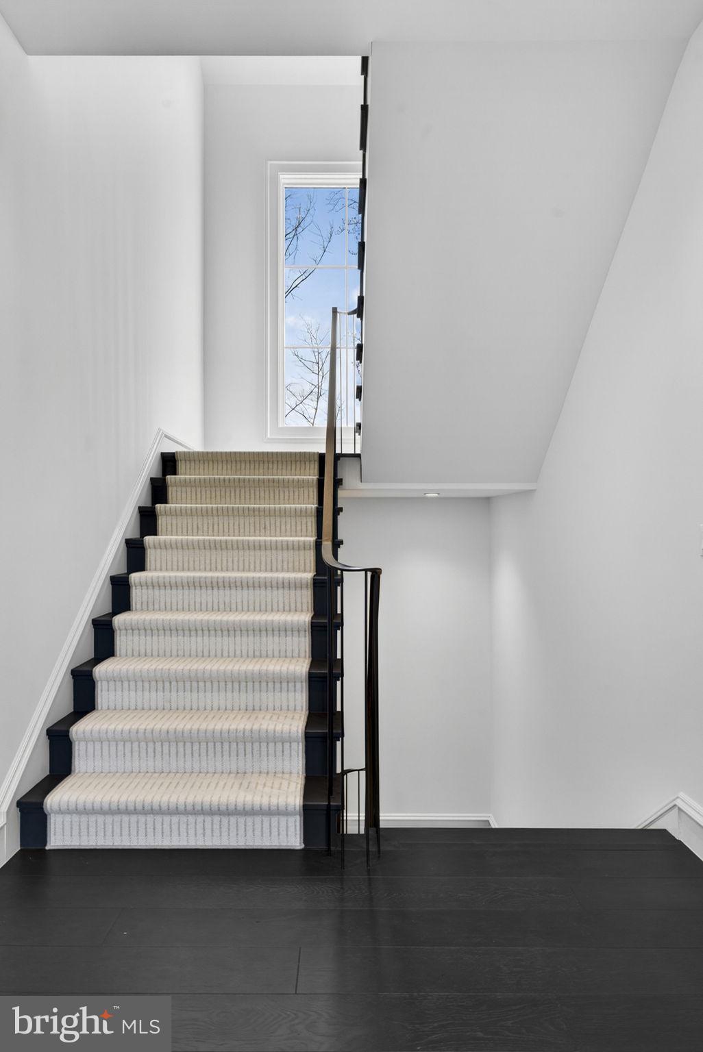 RESIDENCES AT SALAMANDER - Residential
