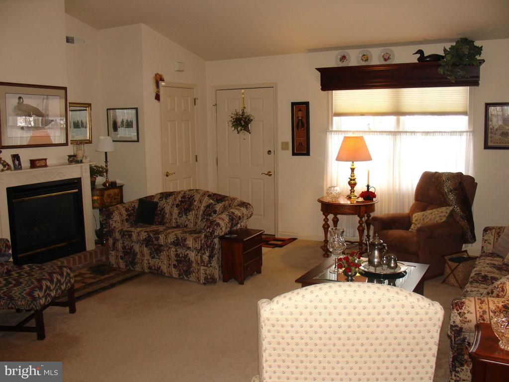 ARBOR GATE - Residential