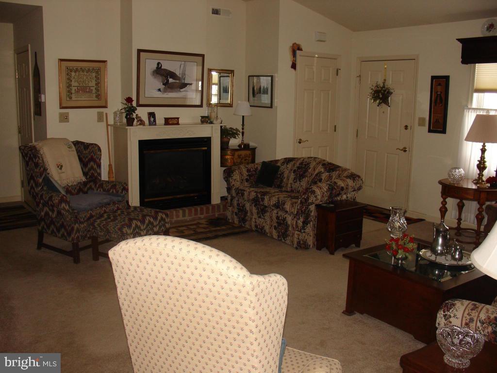 ARBOR GATE - Residential